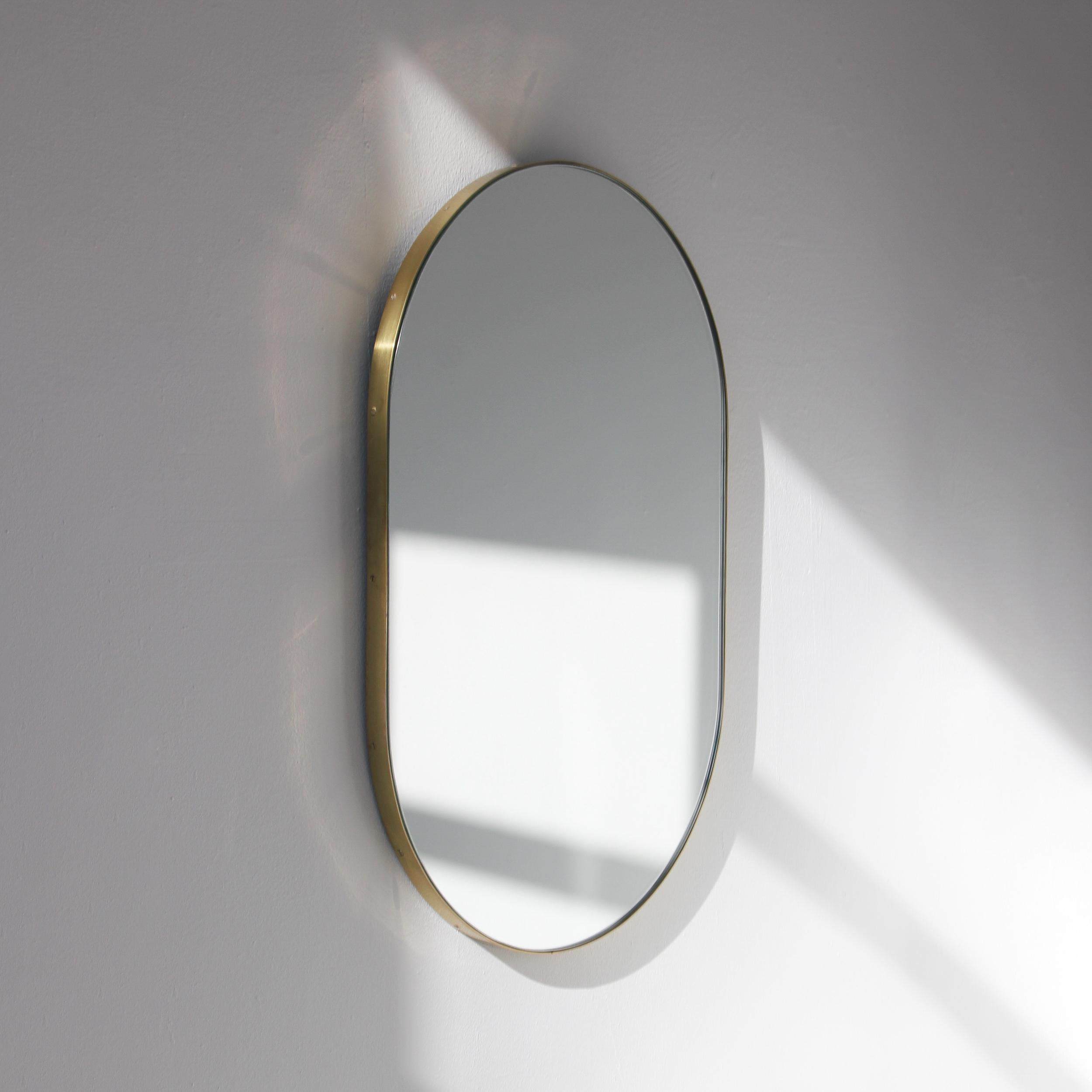 British In Stock Capsula Pill Shaped Mirror with Demister Pad, Brass Frame, XL