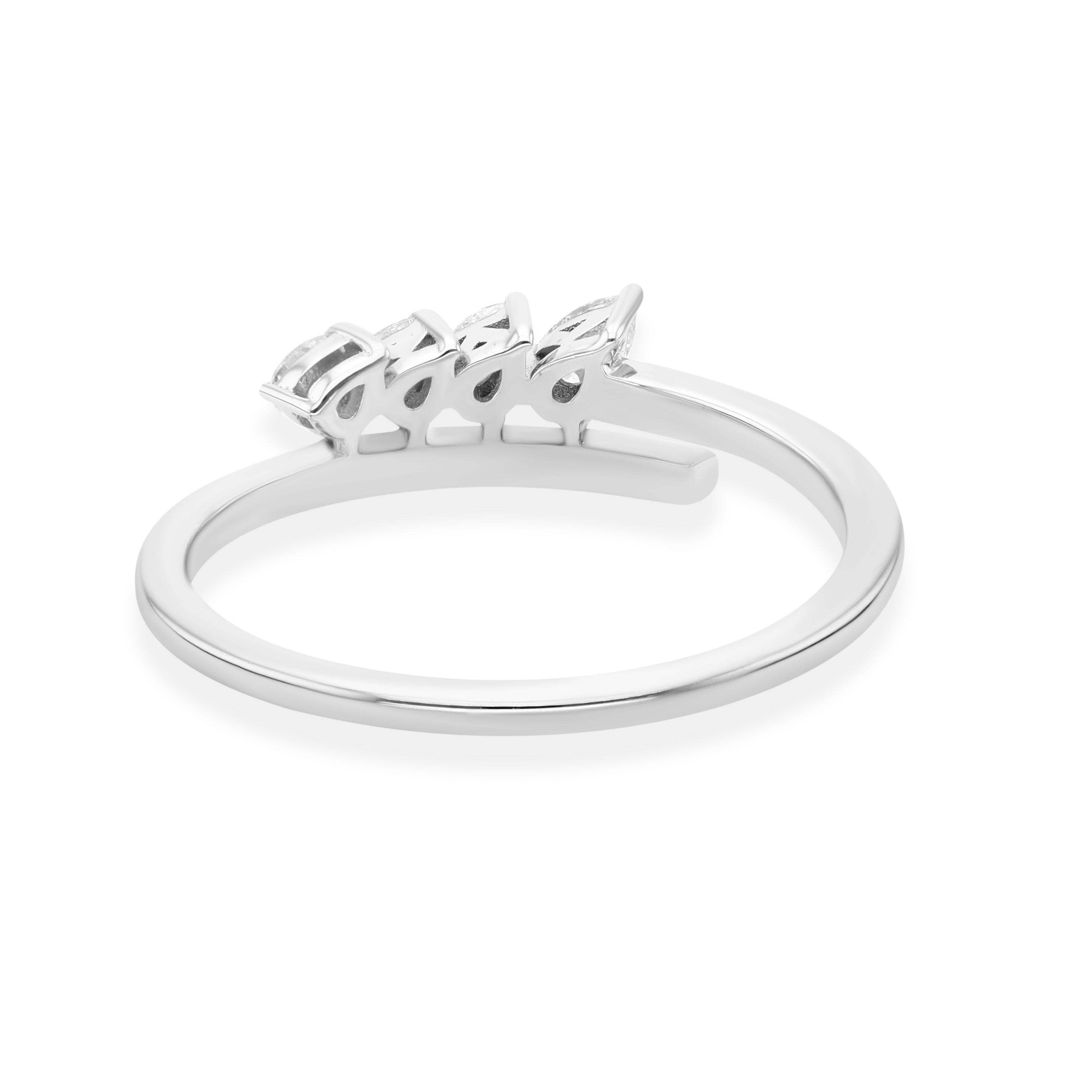 En venta: Real 0,2 quilates SI Claridad HI Color Anillo de diamantes pera 14 quilates de oro blanco Joyería  4