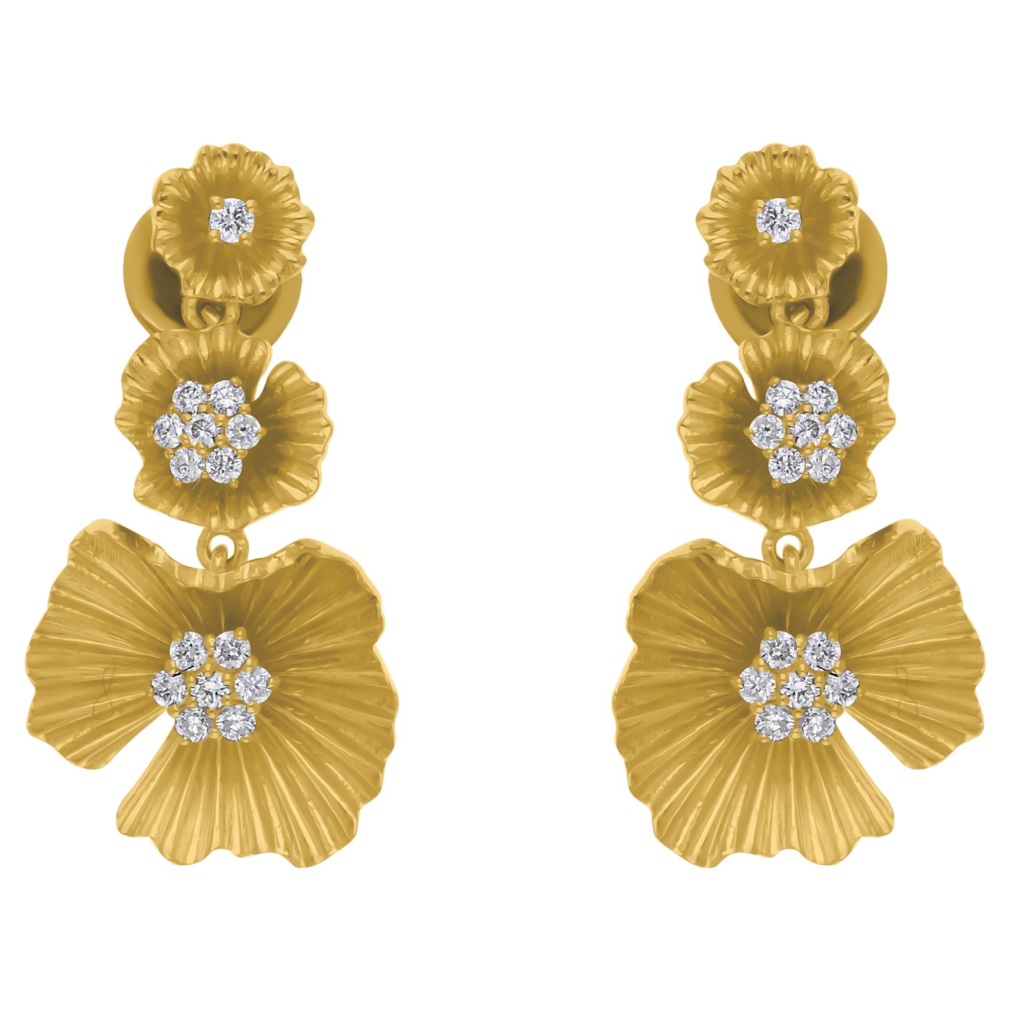 Boucles d'oreilles feuille en or jaune 14 carats avec diamants de pureté SI de 0,43 carat de couleur hi-colore
