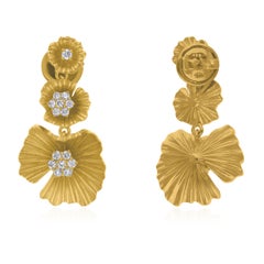 Real 0.43 Carat SI Clarity HI Color Diamond Leaf Earrings 18 Karat Yellow Gold