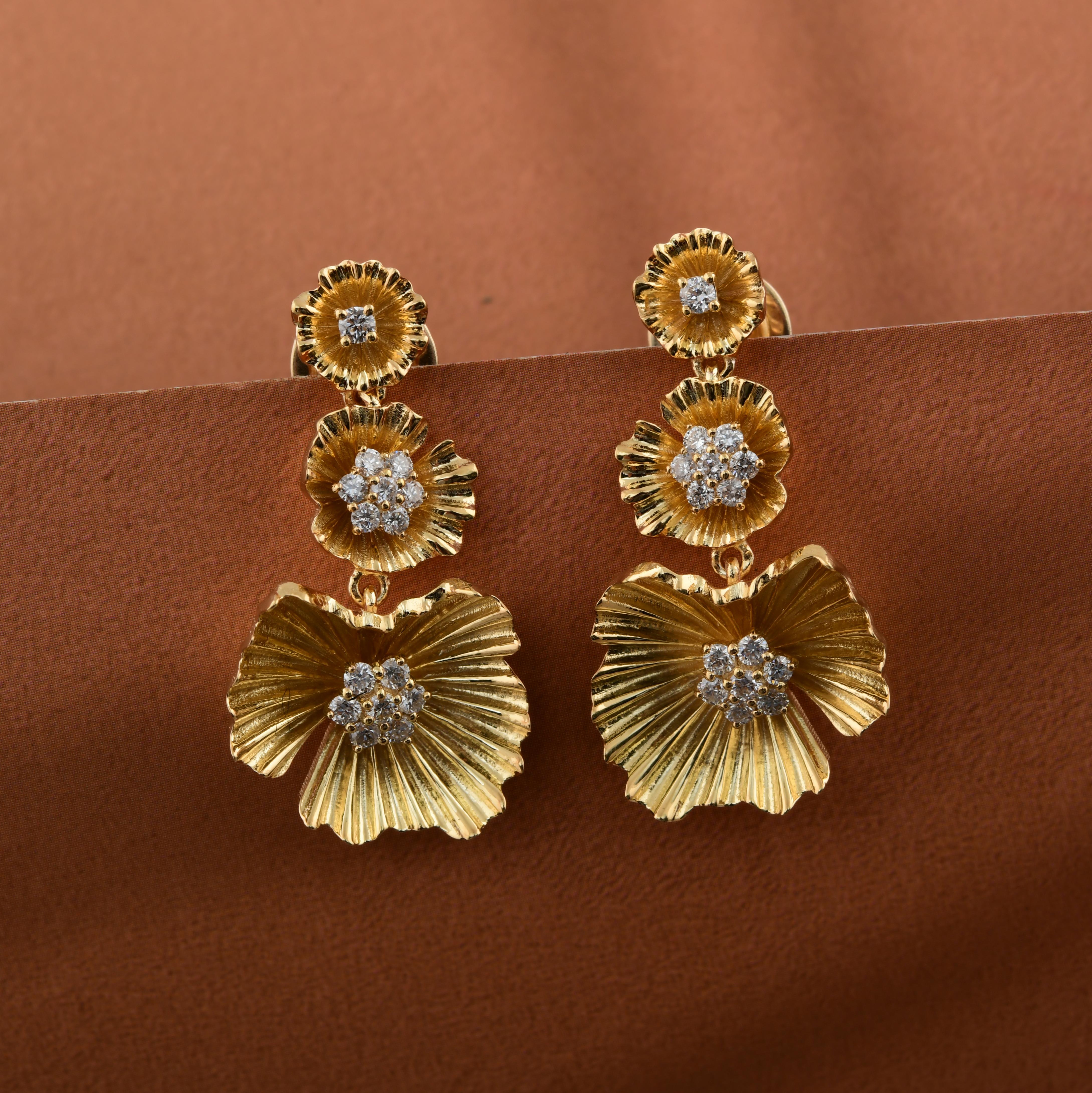 Echte 0,43 Karat SI Reinheit HI Farbe Diamant Blatt Ohrringe 18 Karat Gelbgold (Rundschliff) im Angebot