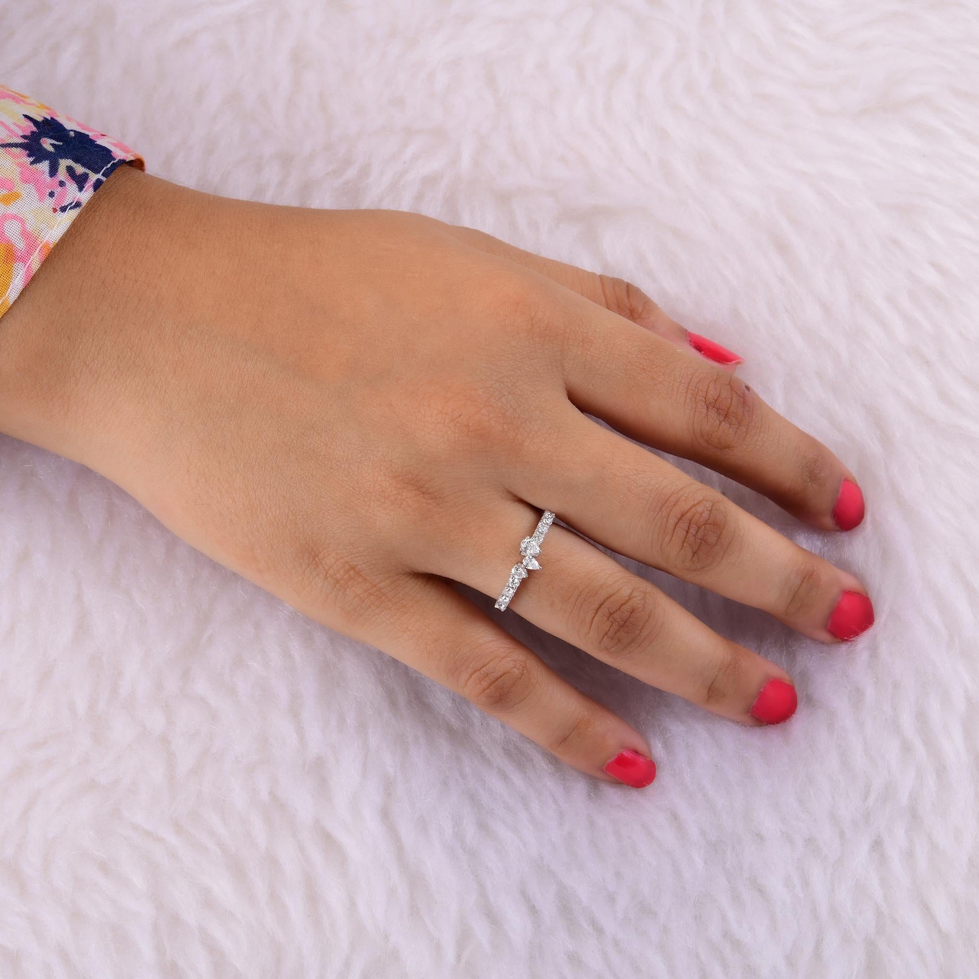 in vendita:  Vero anello con pera e diamante rotondo da 0,52 carati in oro bianco 18 carati Gioielli fatti a mano 4