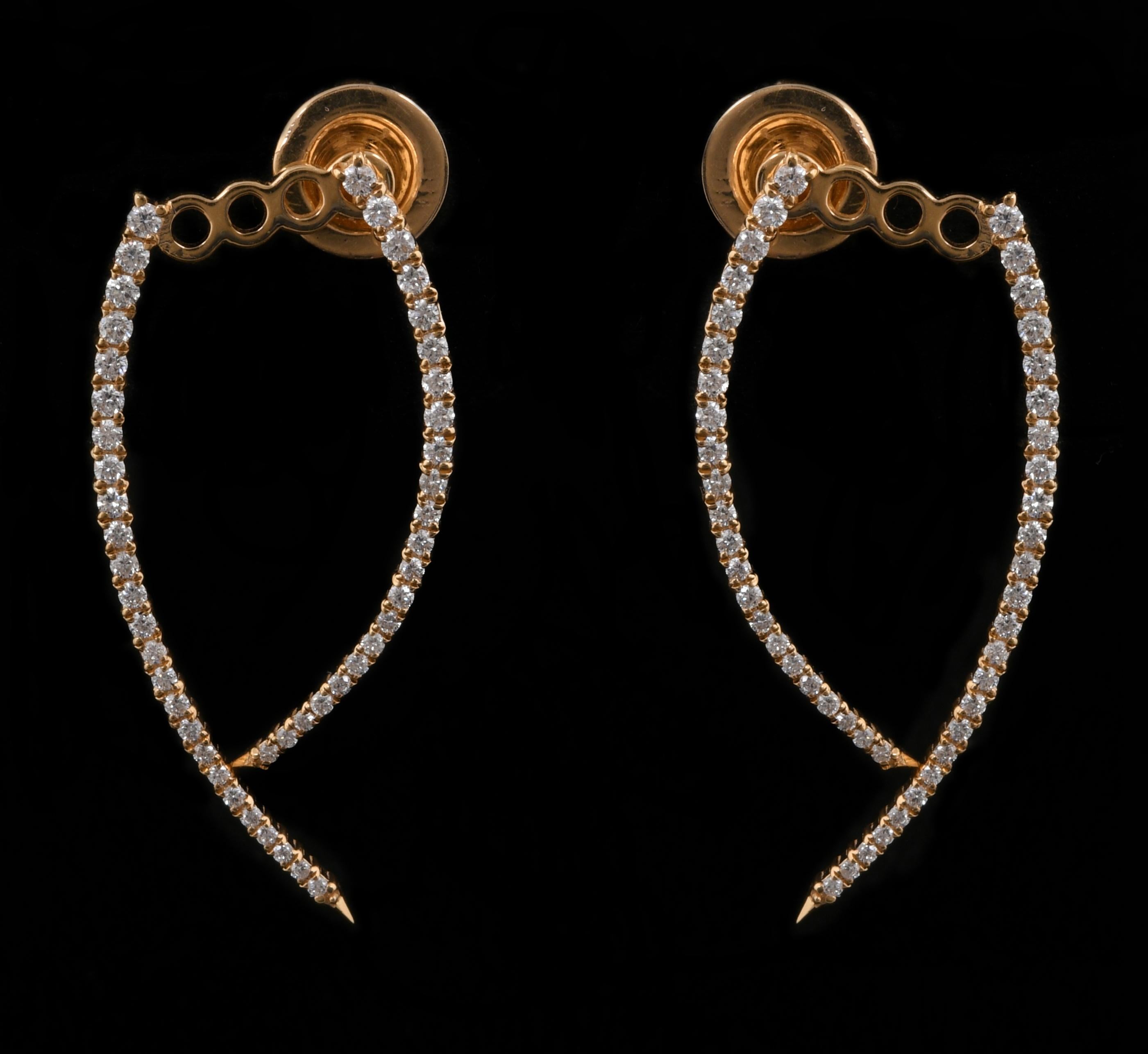 Real 0.60 Carat Pave Diamond Curve Jacket Earrings 18 Karat Yellow Gold Jewelry In New Condition For Sale In Diera, Dubai