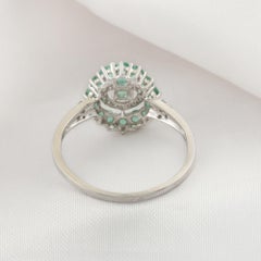 Real 0.65 Carat Zambian Emerald 0.15 Carat SI/H Diamond Ring 14 Karat White Gold