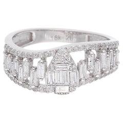 Anillo de diamantes redondo baguette de 0,73 qt con claridad SI y color HI en oro blanco de 18 quilates