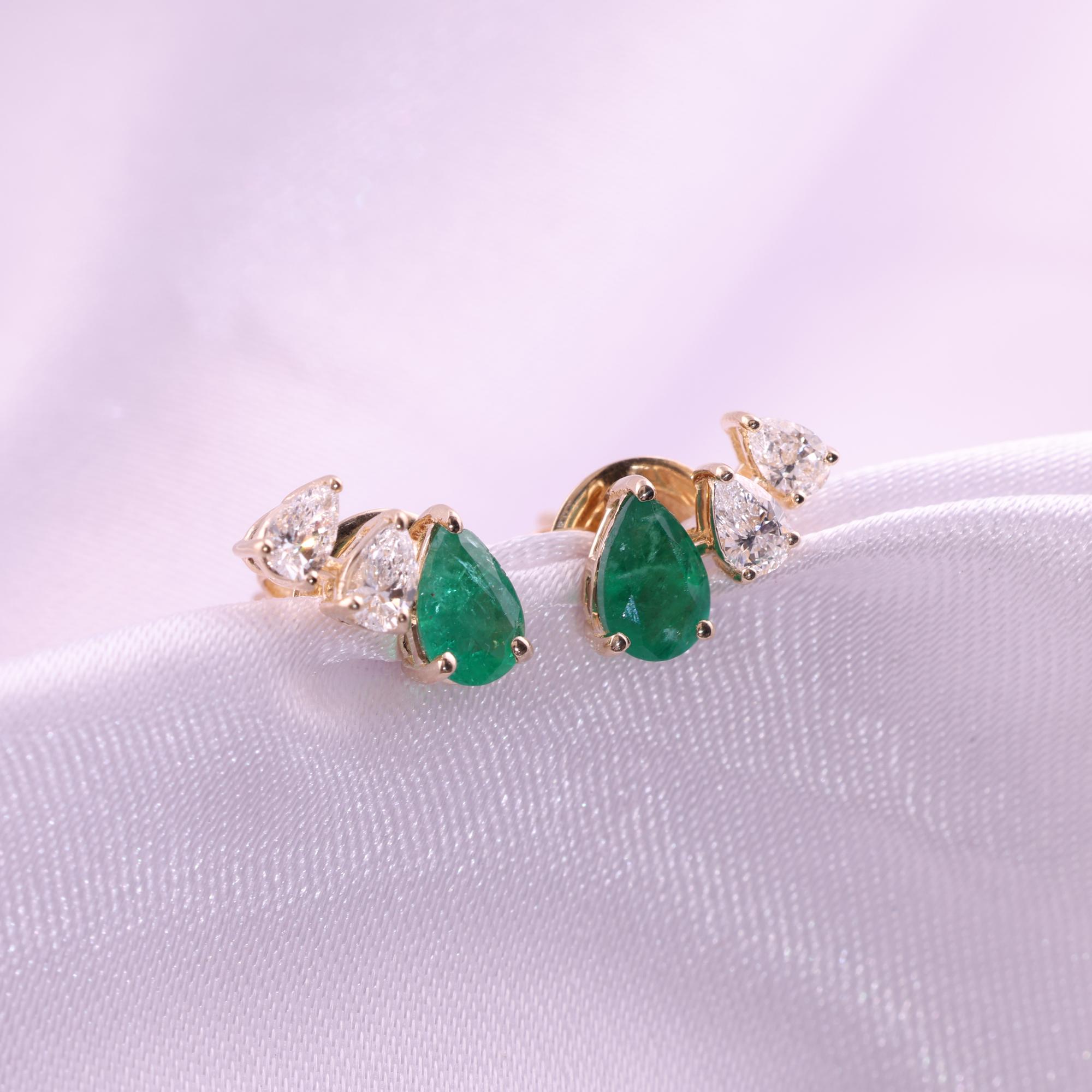 Boucles d'oreilles en or jaune 9 carats véritable émeraude zambienne de 0,74 carat et diamant de 0,36 carat Pour femmes en vente