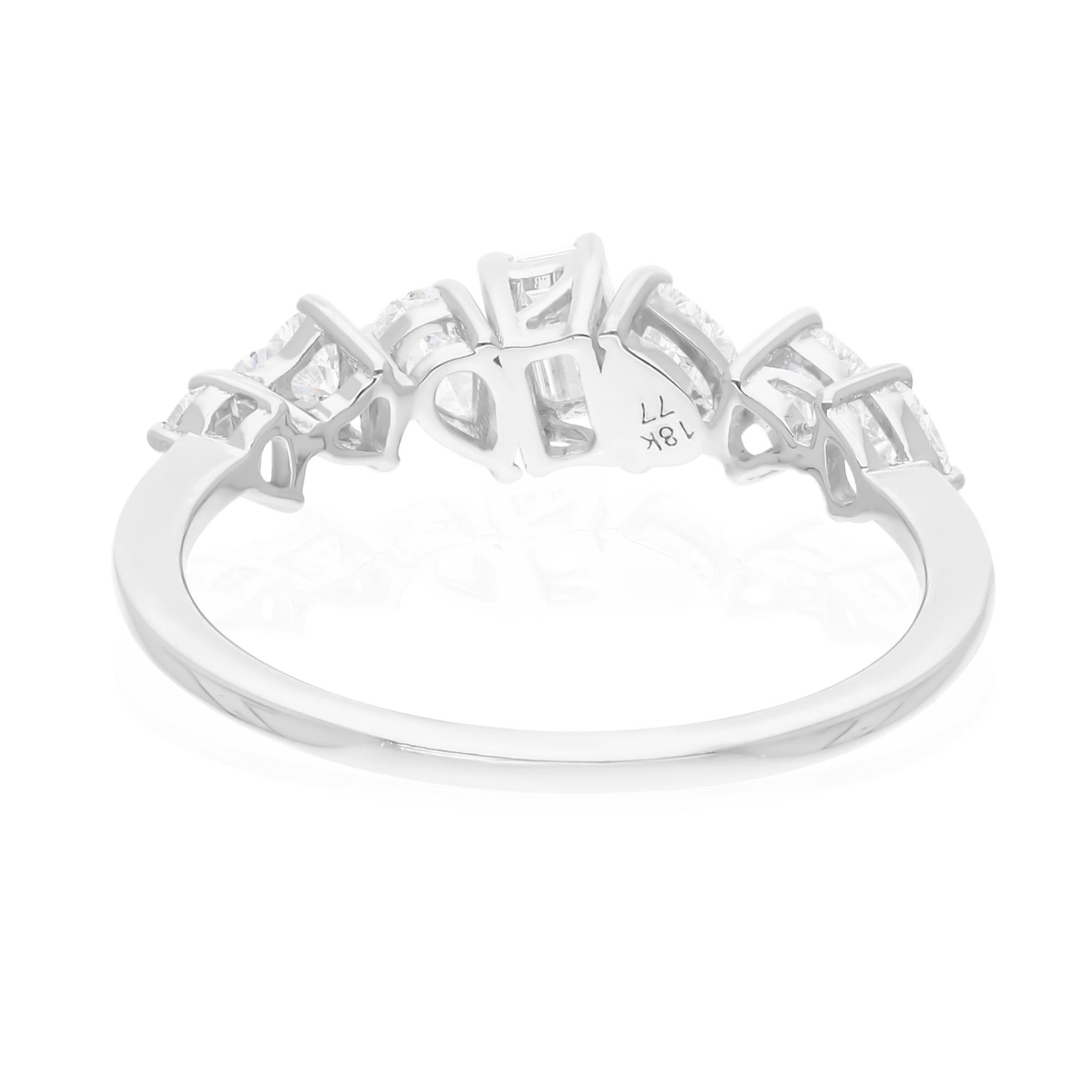 Moderno Vero anello di diamanti a forma multipla da 0,78 carati SI Chiarezza HI Colore Oro bianco 18 carati in vendita