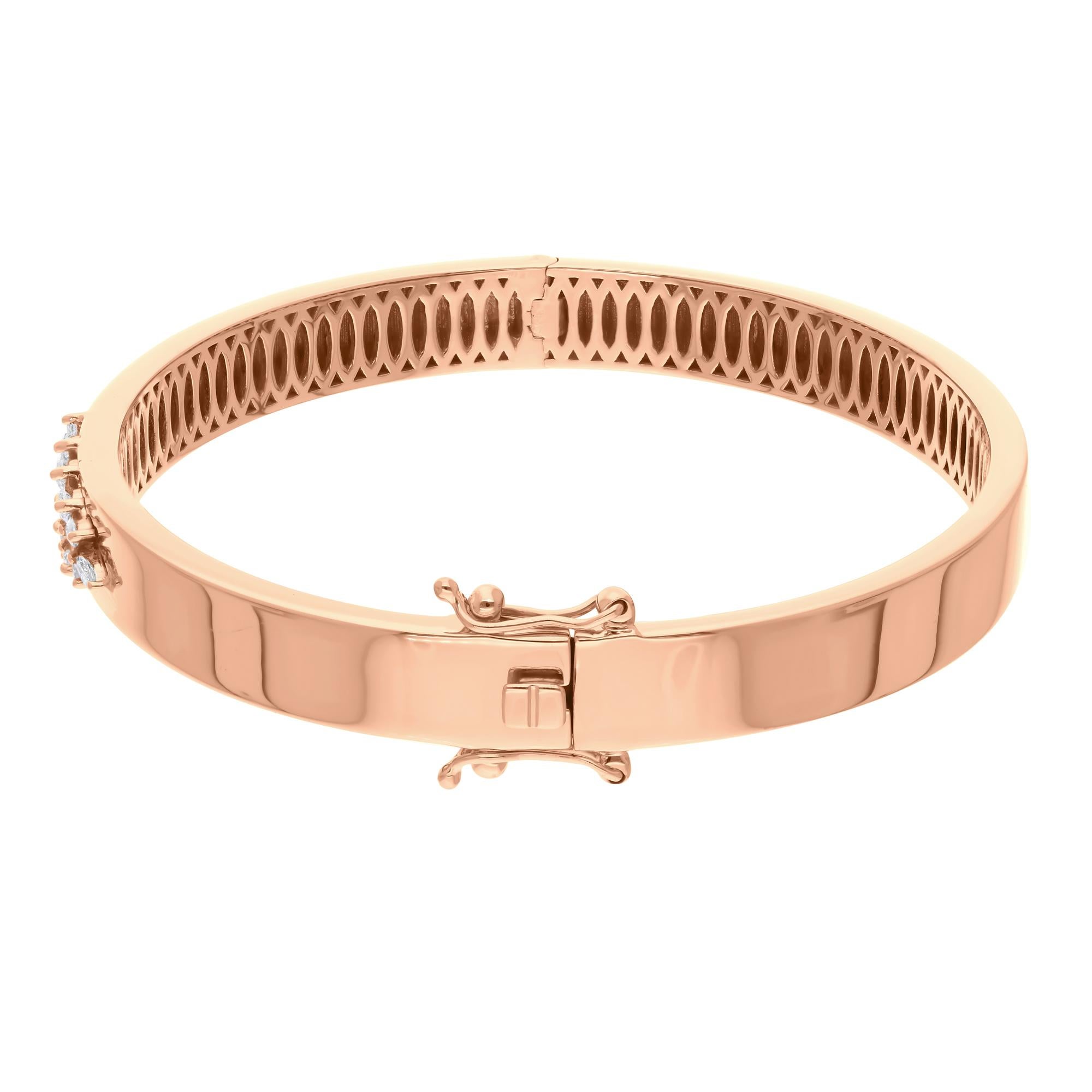 Moderne Real 0.8 Carat SI/H Marquise Brilliant Cut Diamond Bangle Bracelet en or rose 18k en vente