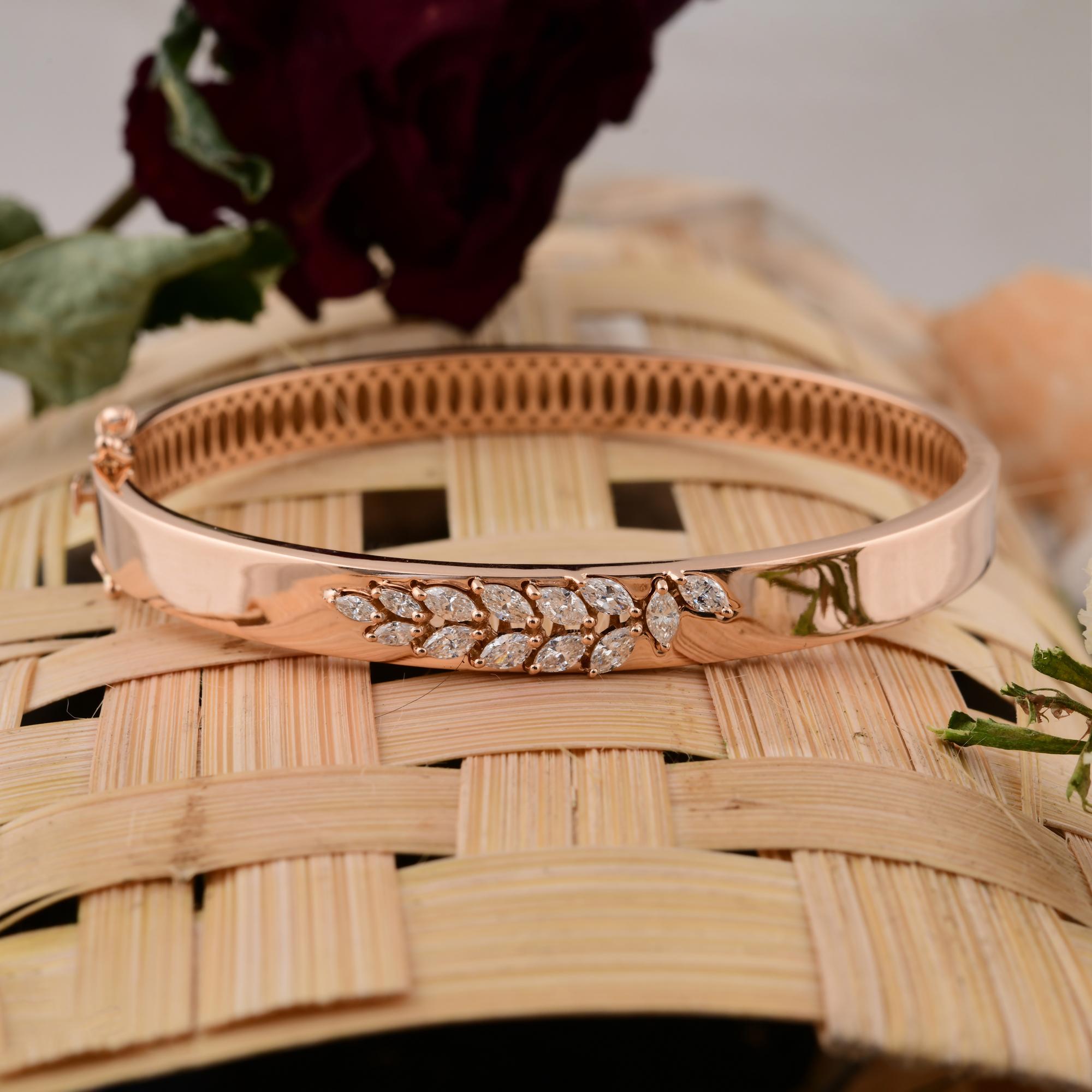Taille Marquise Real 0.8 Carat SI/H Marquise Brilliant Cut Diamond Bangle Bracelet en or rose 18k en vente