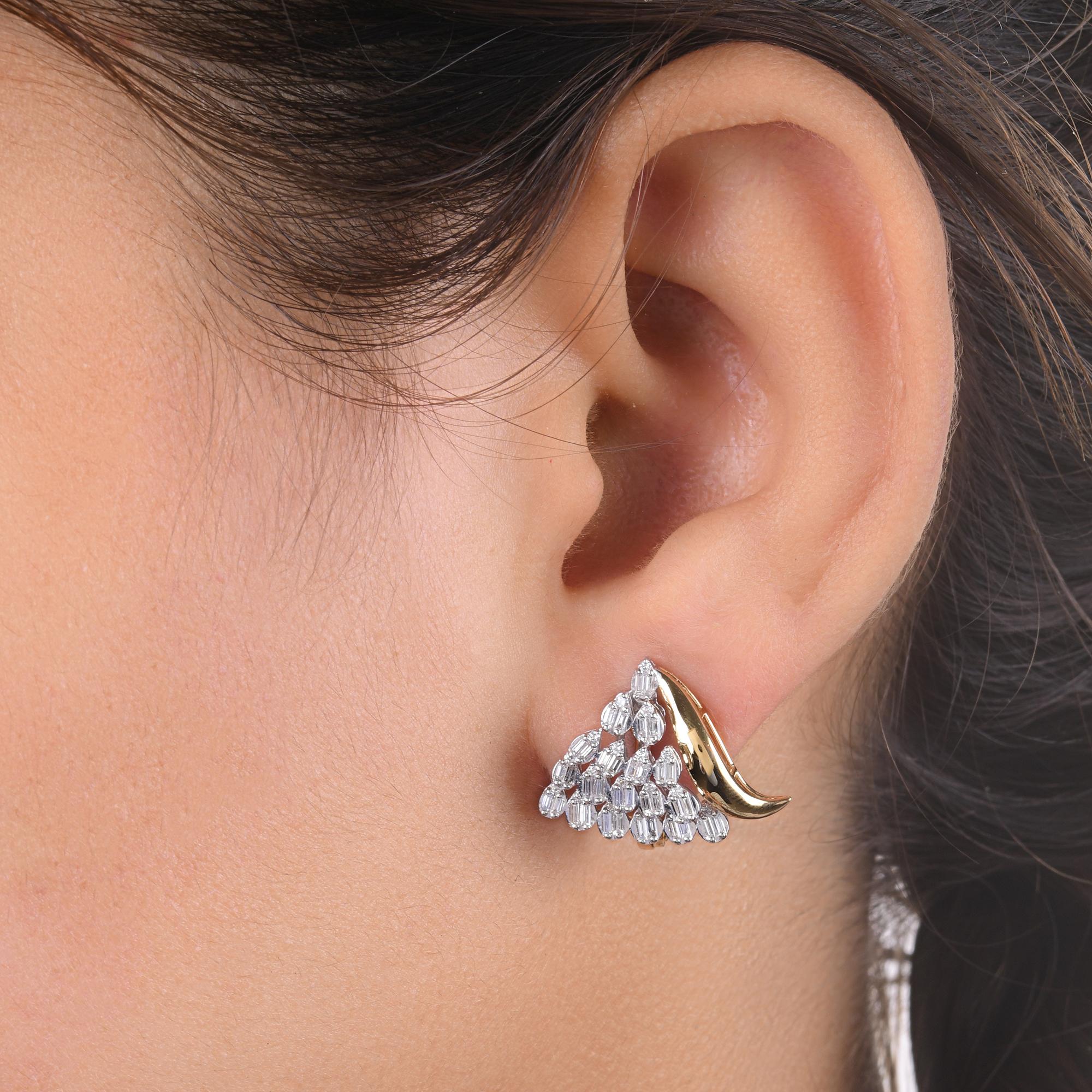 Moderne Boucles d'oreilles en or jaune 14 carats avec diamants de 0,80 carat de pureté SI de couleur H en vente