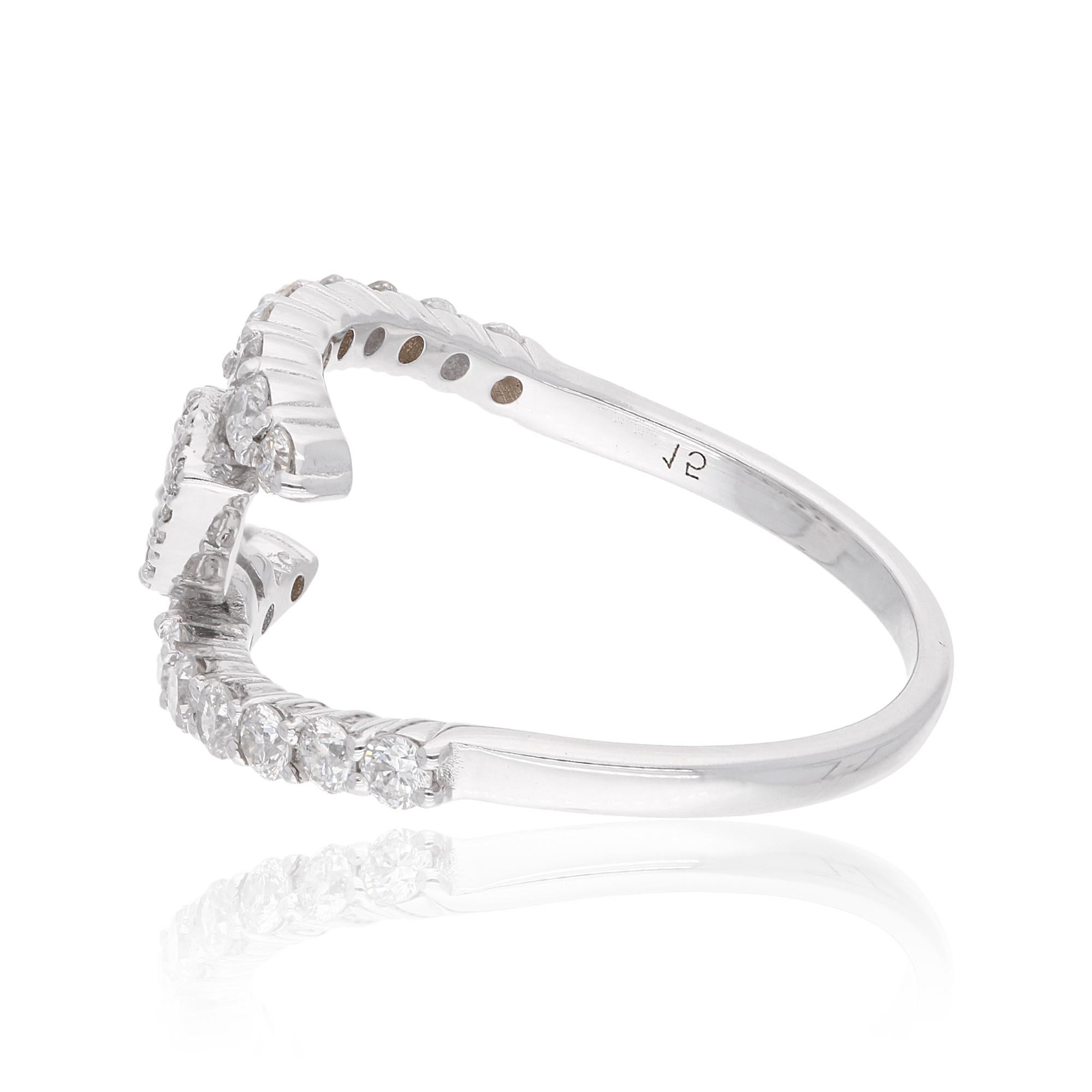 Real 0.86 Carat Baguette & Round Diamond Ring 14 Karat White Gold Fine Jewelry In New Condition For Sale In Diera, Dubai