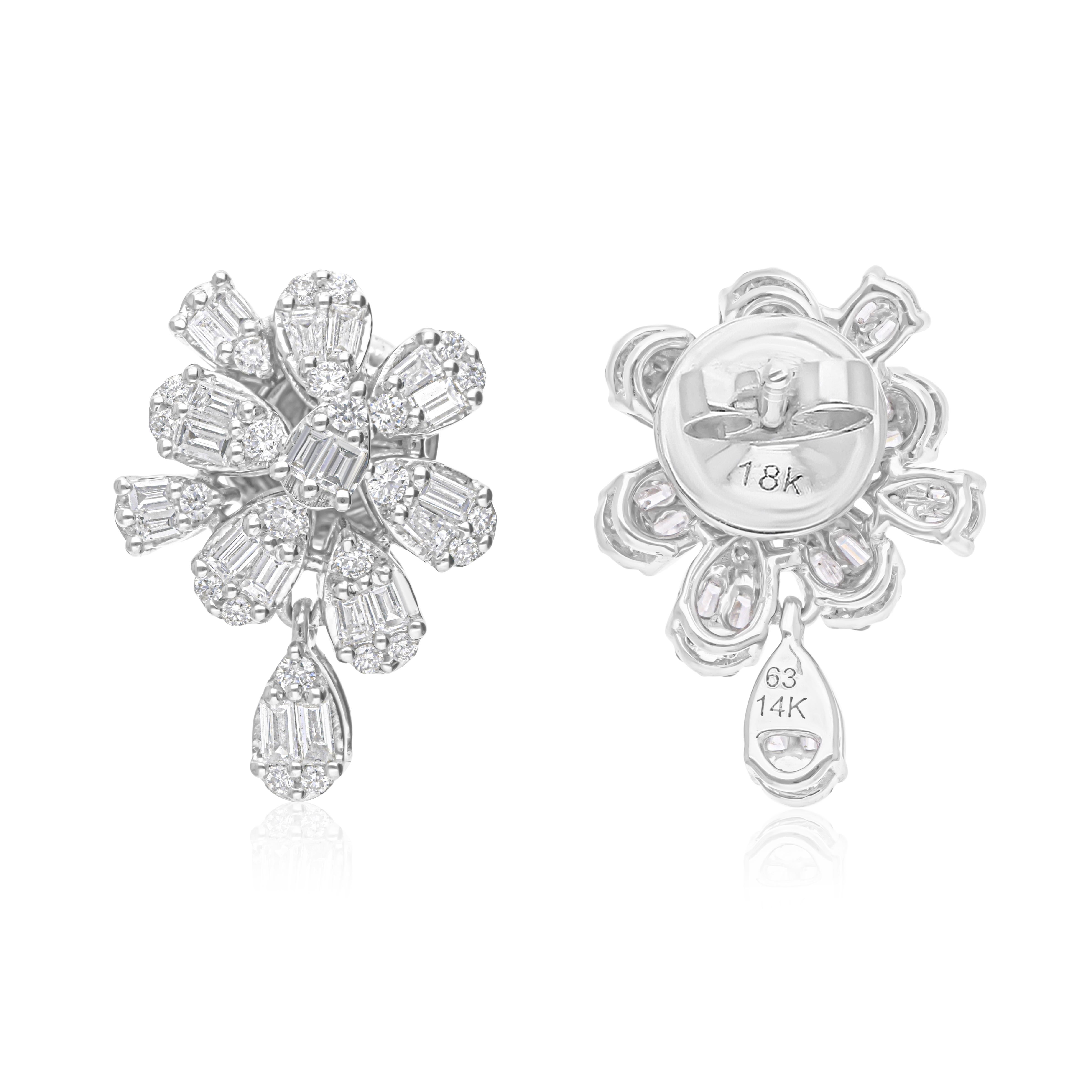 Diese exquisite Halskette ist aus 14-karätigem Gold gegossen und mit 13,14 Karat funkelnden Diamanten besetzt.

FOLLOW SPECTRUM JEWELS Storefront, um die neueste Collection'S und exklusive Stücke zu sehen. Spectrum Jewels ist stolz darauf, ein Top