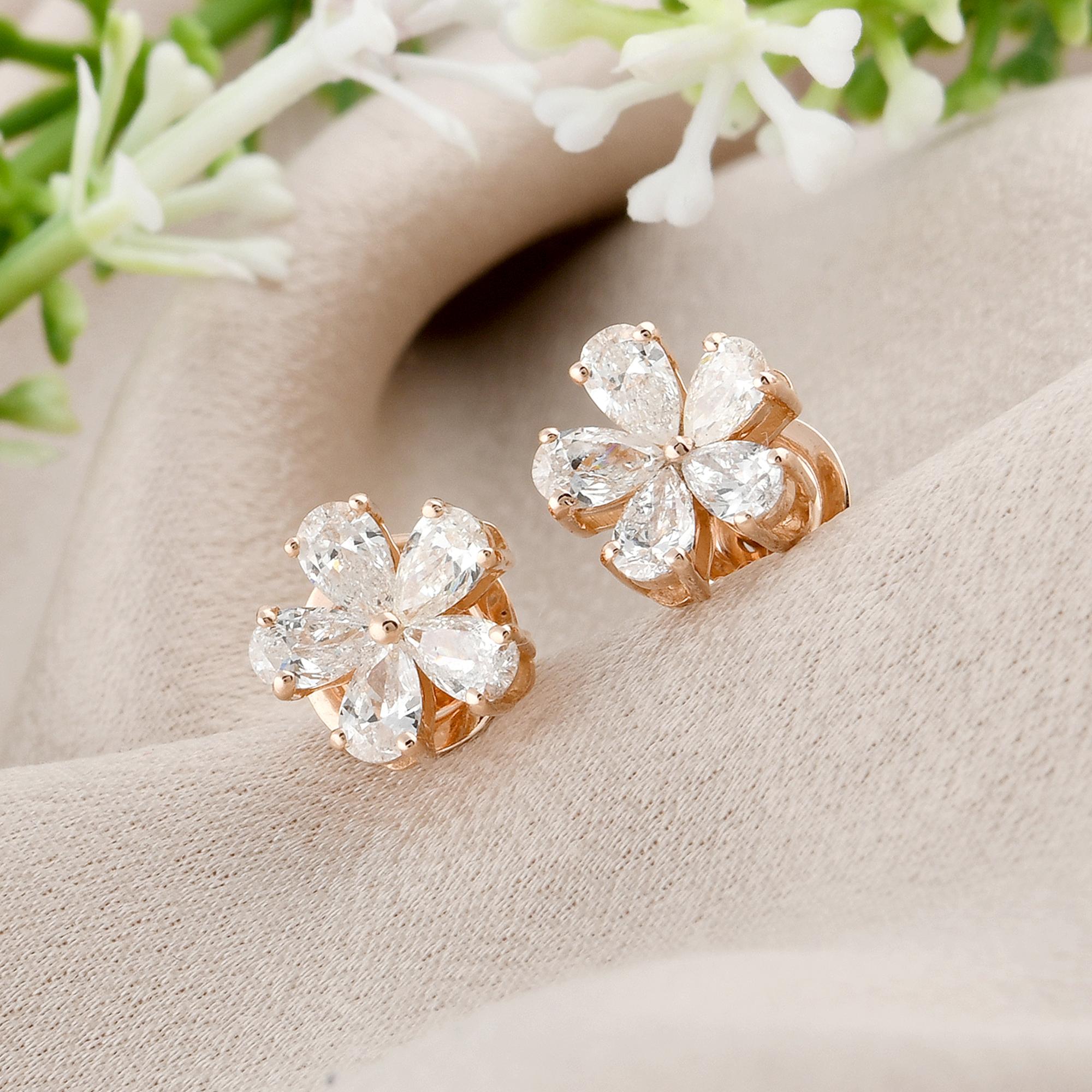 Modern Real 0.88 Carat SI/HI Pear Shape Diamond Flower Stud Earrings 18 Karat Rose Gold For Sale