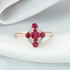 Real 0.92 Carat Ruby Gemstone 0.11 Carat SI/H Diamond Ring 14 Karat Yellow Gold