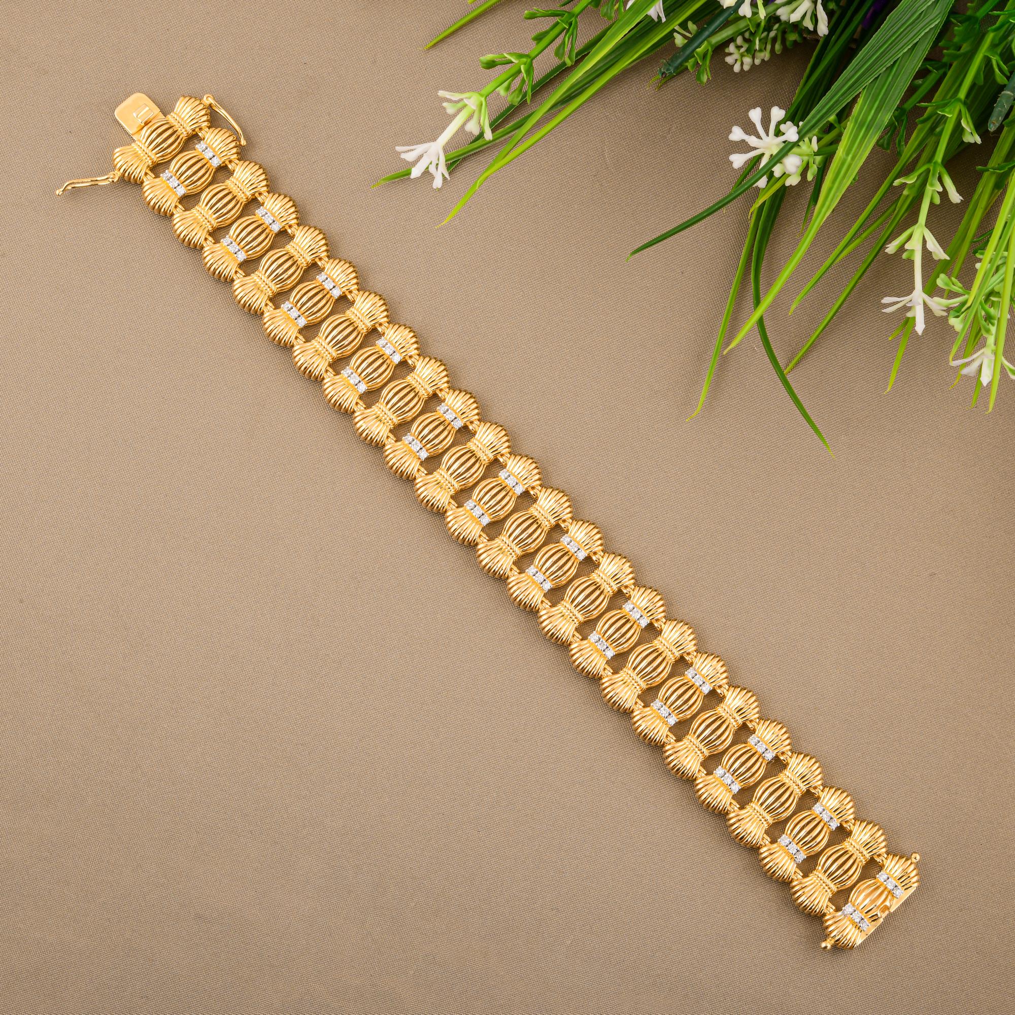 Taille ronde Bracelet en or jaune 14 carats de 1,03 carat SI/H de diamants ronds taillés en brillant en vente
