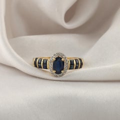 Real 1.08 Carat Blue Sapphire 0.08 Carat SI/H Diamond Ring 14 Karat Yellow Gold