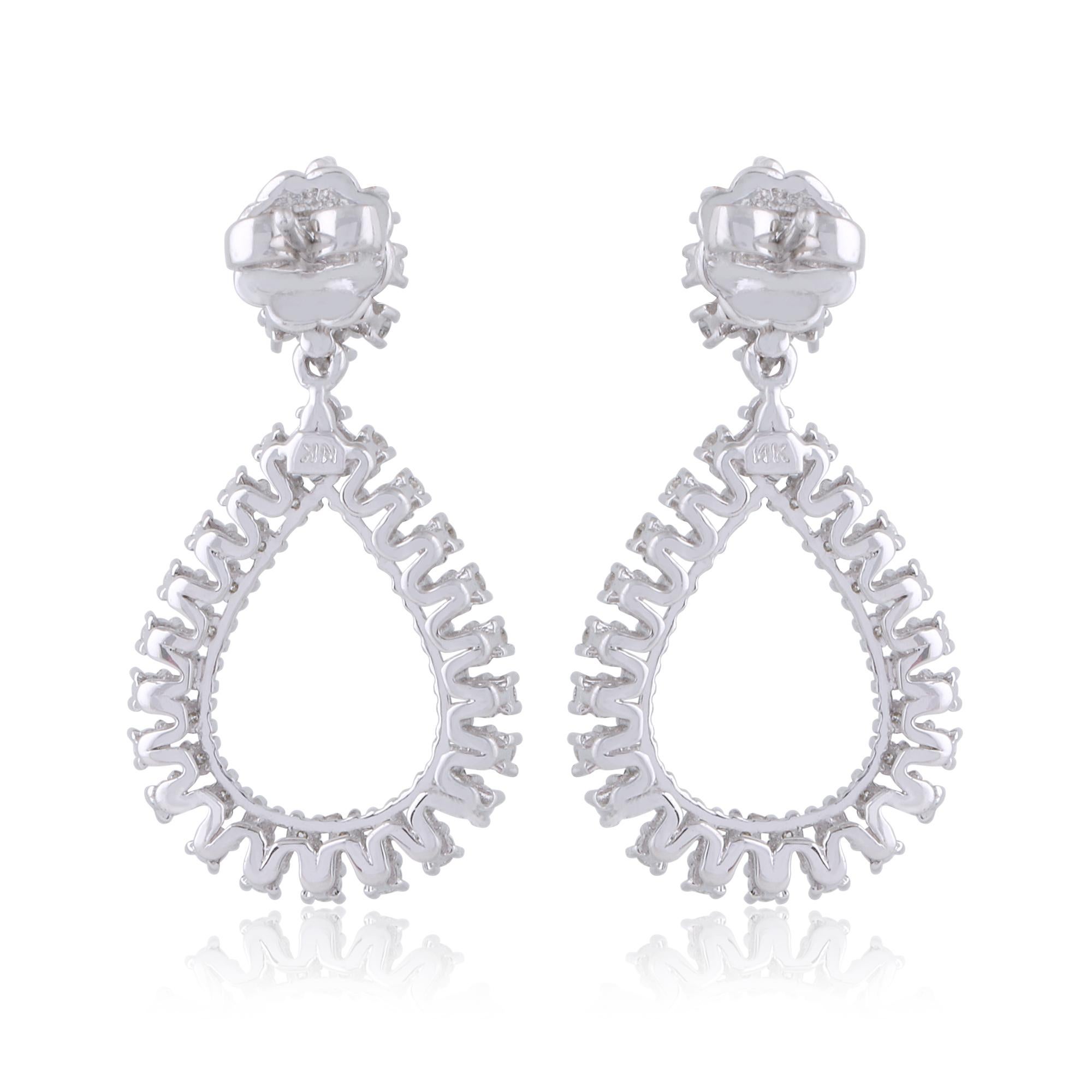Pendientes colgantes de diamantes reales de 1,10 quilates, claridad SI y color HI, oro blanco de 14 quilates en Nuevo estado para la venta en Diera, Dubai