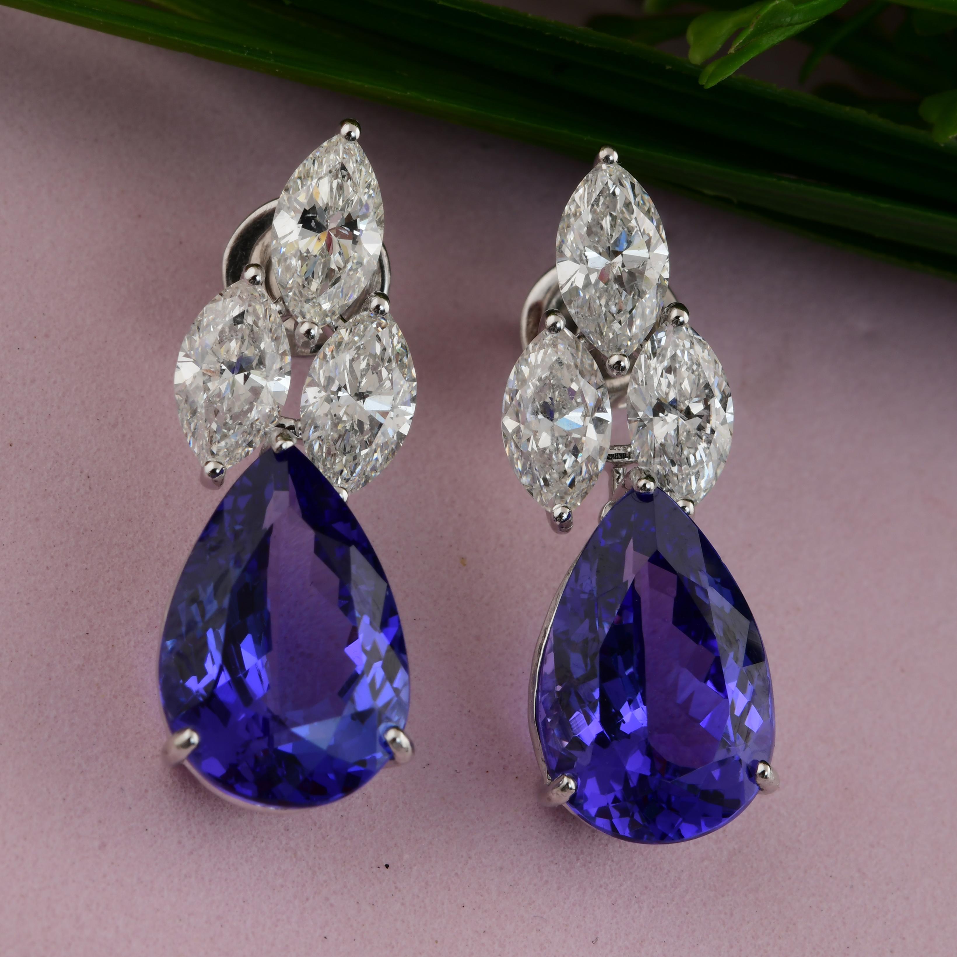 Modern Real 12.05 Carat Tanzanite Earrings 4.18 Carat SI/H Diamond 18 Karat White Gold For Sale