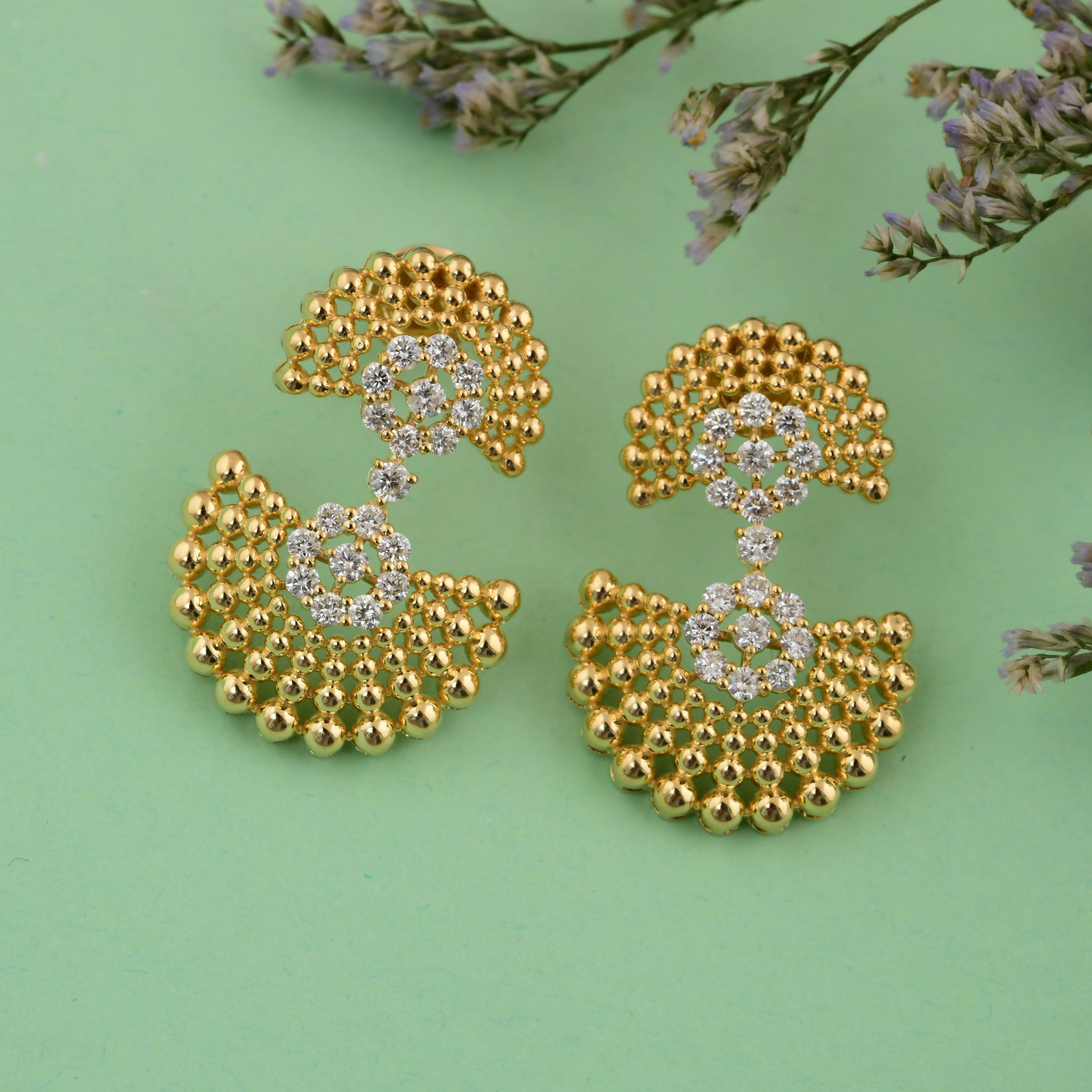 Real 1.24 Carat SI/H Round Brilliant Cut Diamond Earrings 18 Karat Yellow Gold In New Condition For Sale In Diera, Dubai