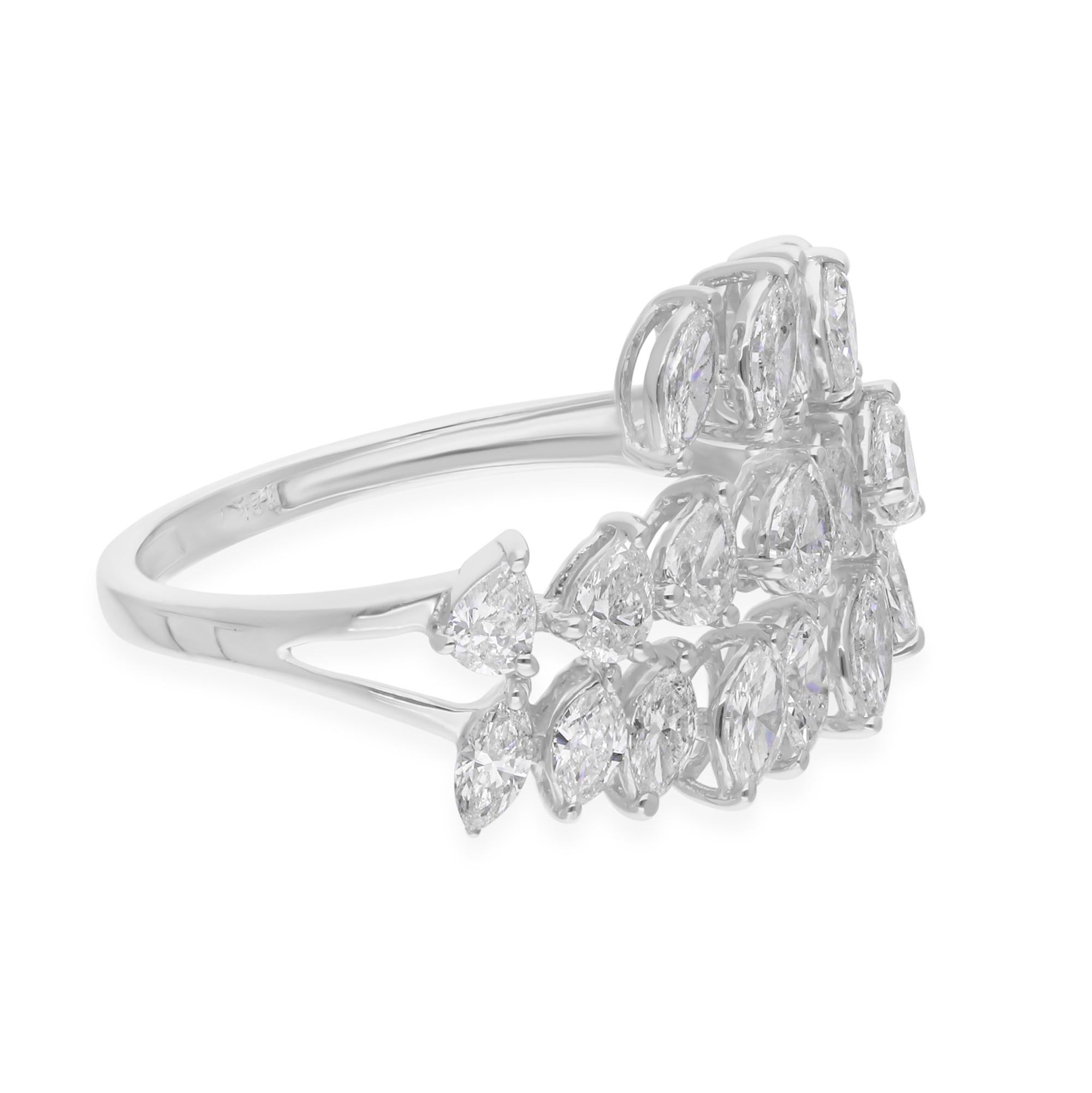 Realizzato in oro a 18 carati, questo squisito anello è impreziosito da 1,35 carati di diamanti scintillanti.

Segui la vetrina di Spectrum Jewels per vedere le ultime collezioni e i pezzi esclusivi. Spectrum Jewels è orgoglioso di essere