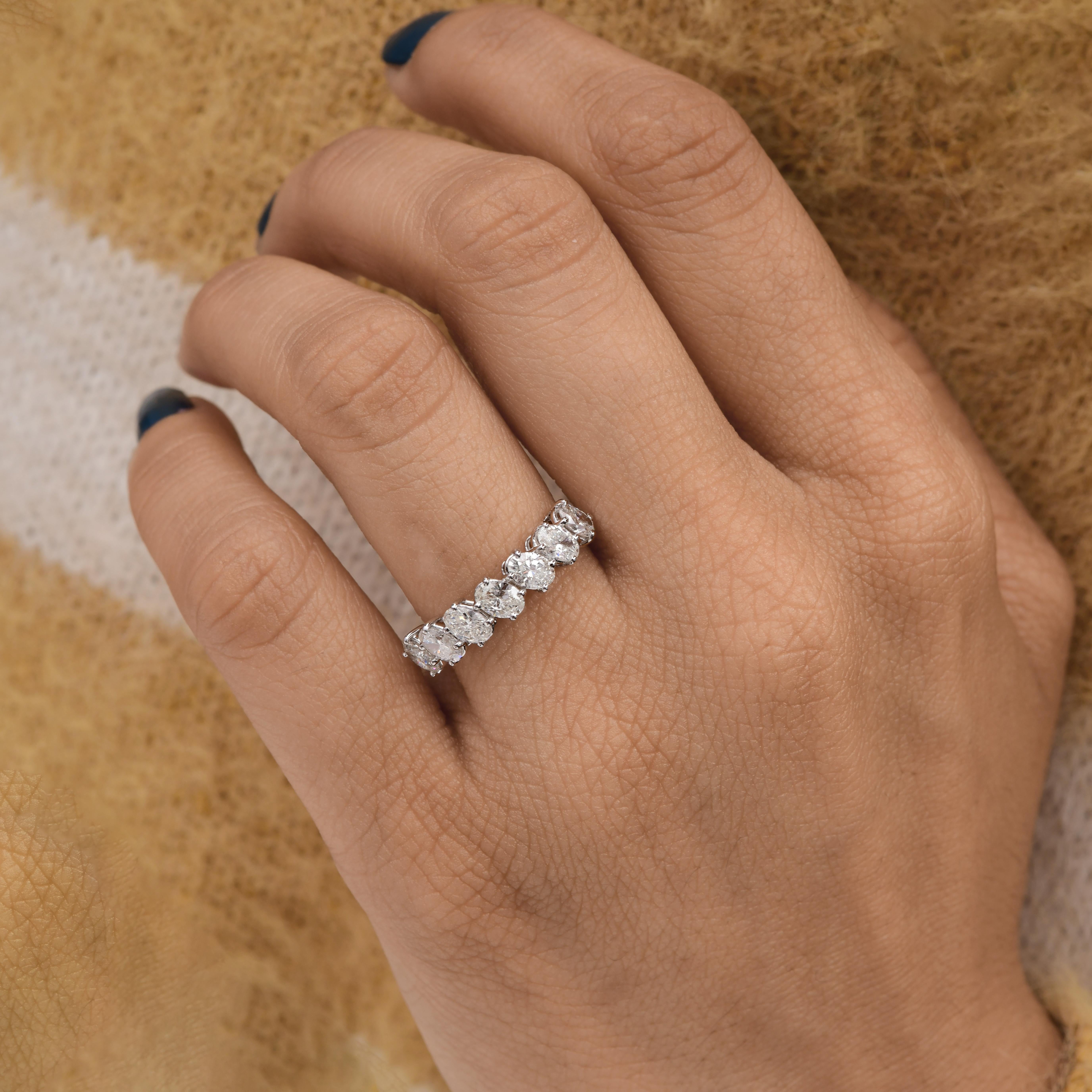 Real 1,32 Karat SI Reinheit HI Farbe Oval Form Diamantring 18 Karat Weißgold (Ovalschliff) im Angebot