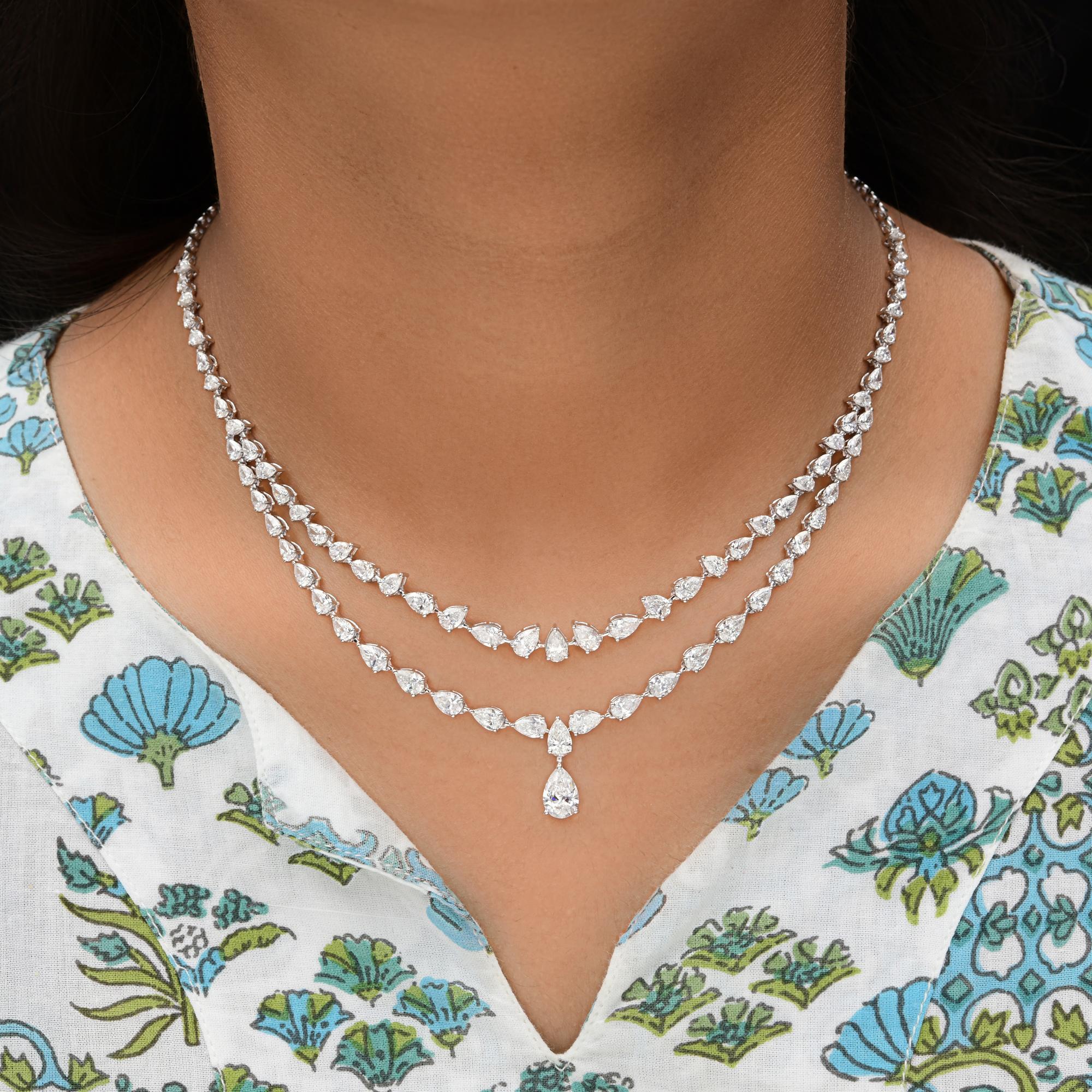 Real 13.21 Carat Pear Brilliant Cut Diamond Necklace 14 Karat White Gold Jewelry In New Condition For Sale In Diera, Dubai