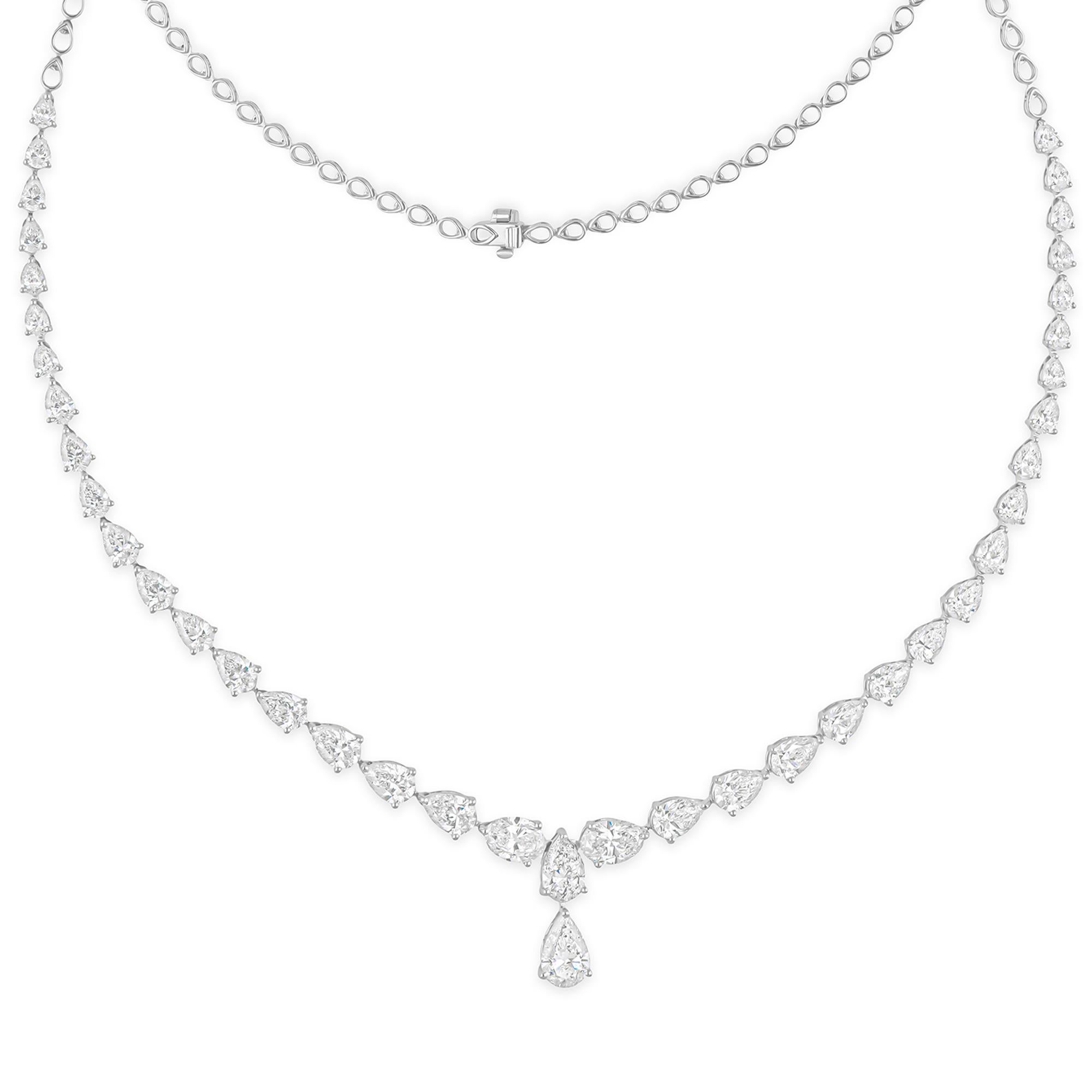 Collar de diamantes talla pera brillante de 13,49 quilates reales Joyas de oro blanco de 18 quilates en Nuevo estado para la venta en Diera, Dubai