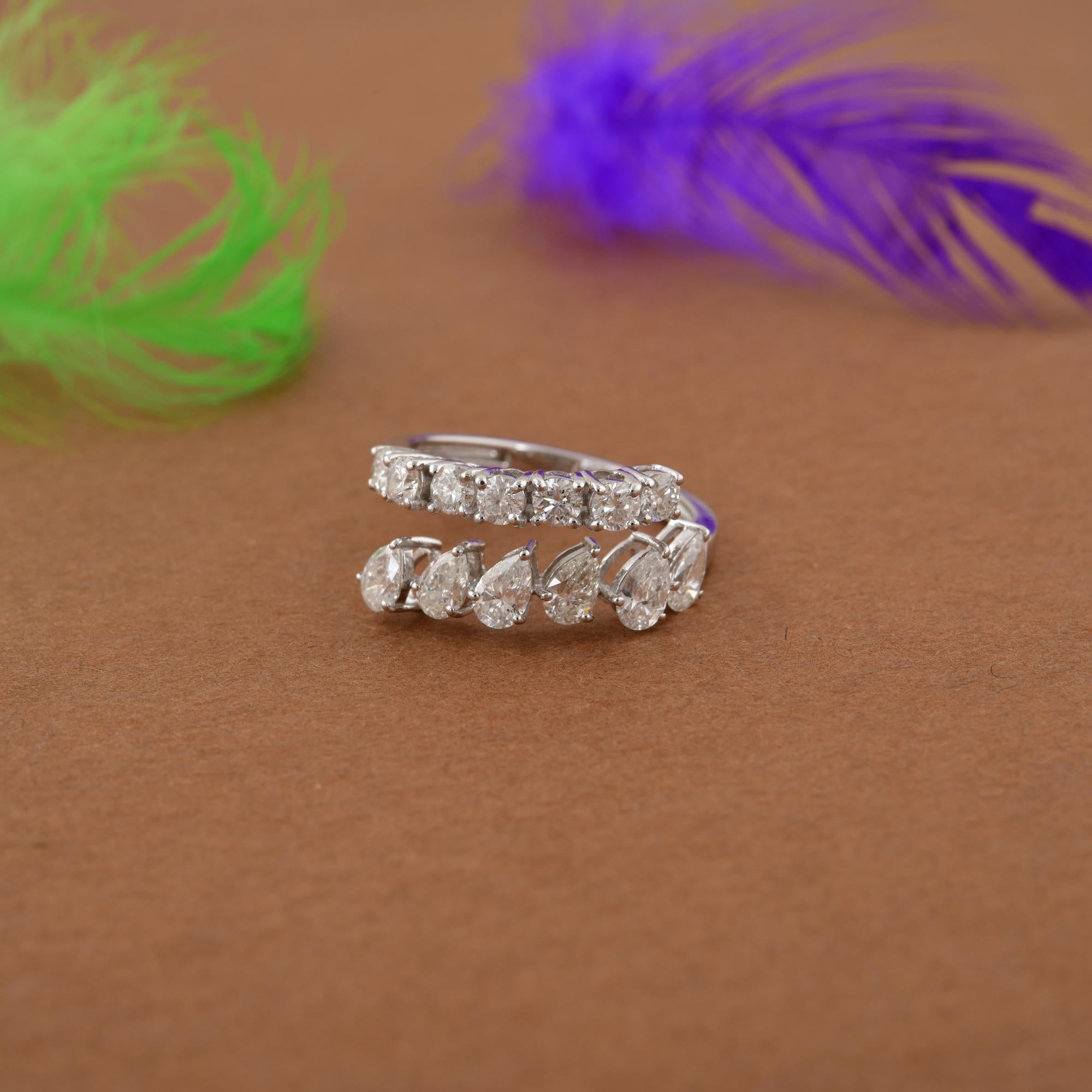 Vero anello di diamanti da 1,52 carati SI/H Pear Round Brilliante Cut in oro bianco da 18 carati In condizioni Nuovo in vendita a Diera, Dubai