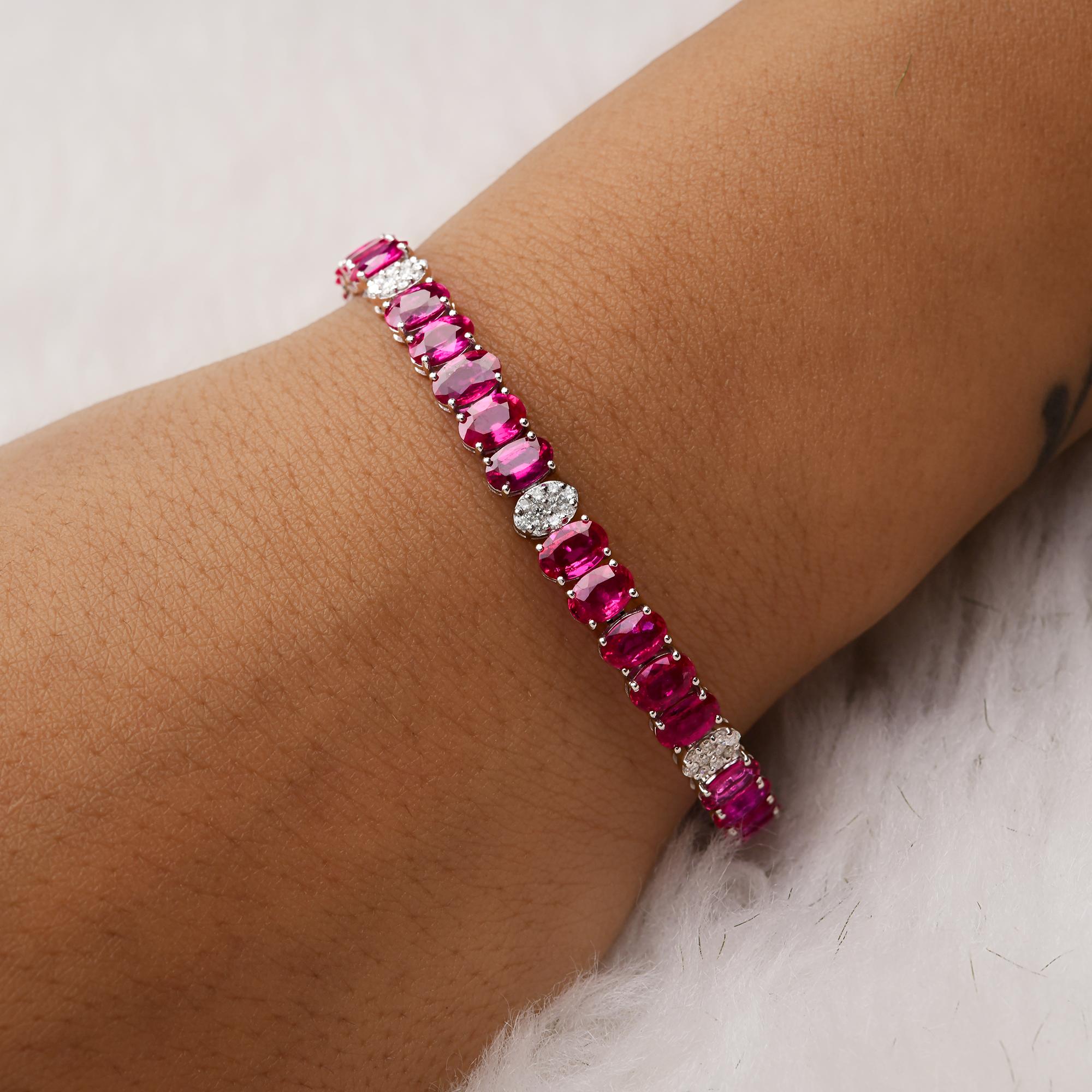 Echtes 15,50 Karat Rubin-Edelstein-Armband 0,85 Karat SI/H Diamant 14 Karat Weißgold (Art déco) im Angebot