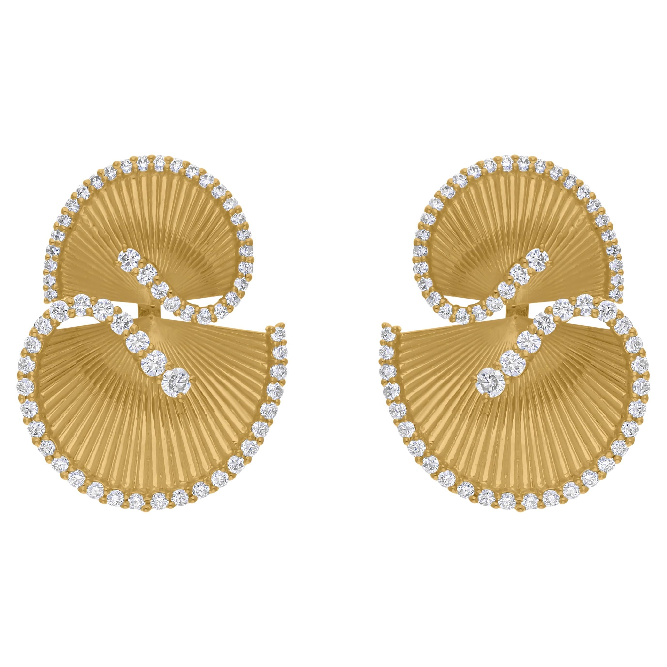 Boucles d'oreilles en or jaune 18 carats avec diamants ronds de 1,61 carat de pureté SI de couleur hi-colore