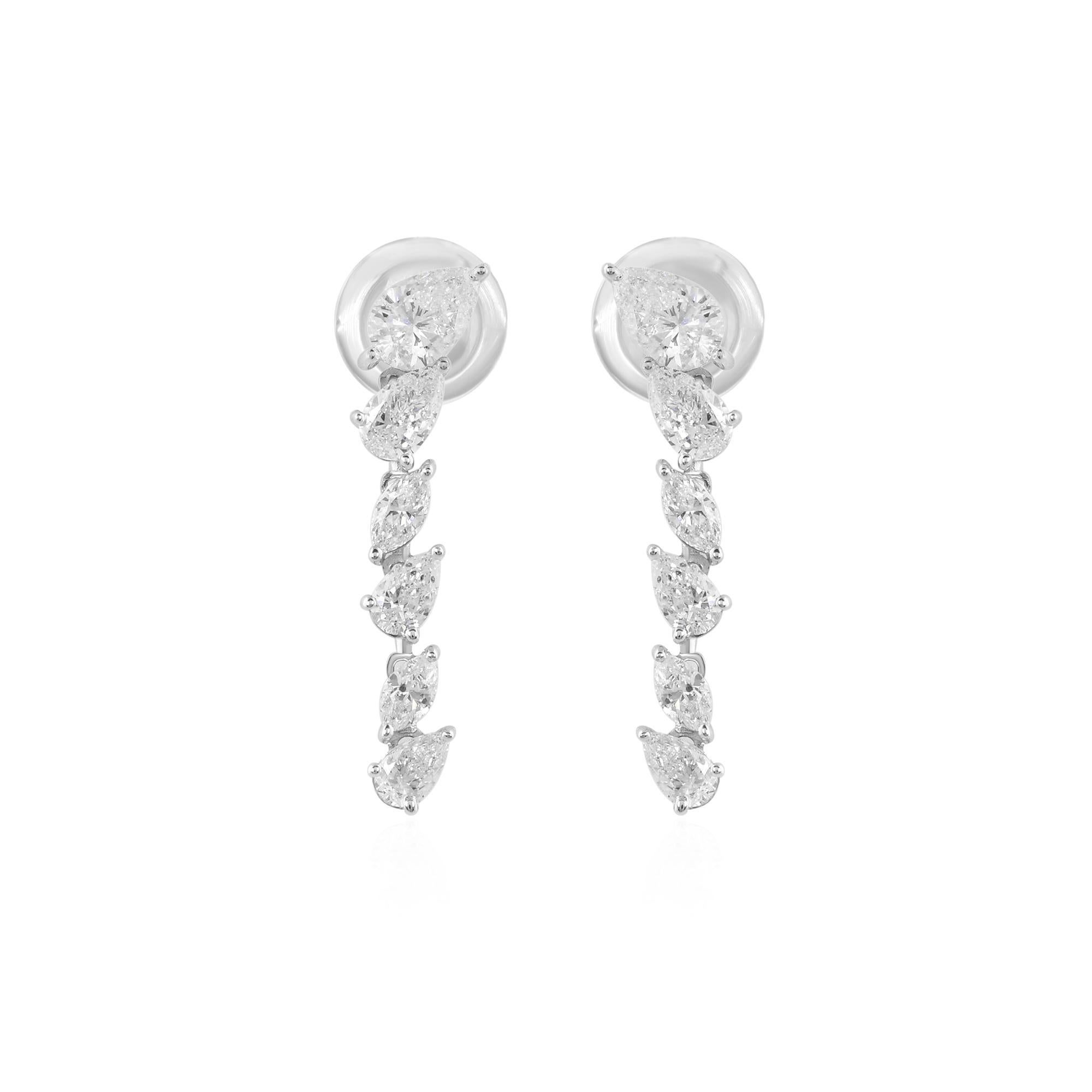 Fabriqué en or 18 carats, ce tour de cou exquis est serti de 1,62 carats de diamants étincelants.

Suivez la vitrine de Spectrum Jewels pour découvrir la dernière collection et les pièces exclusives. Spectrum Jewels est fièrement classé parmi les
