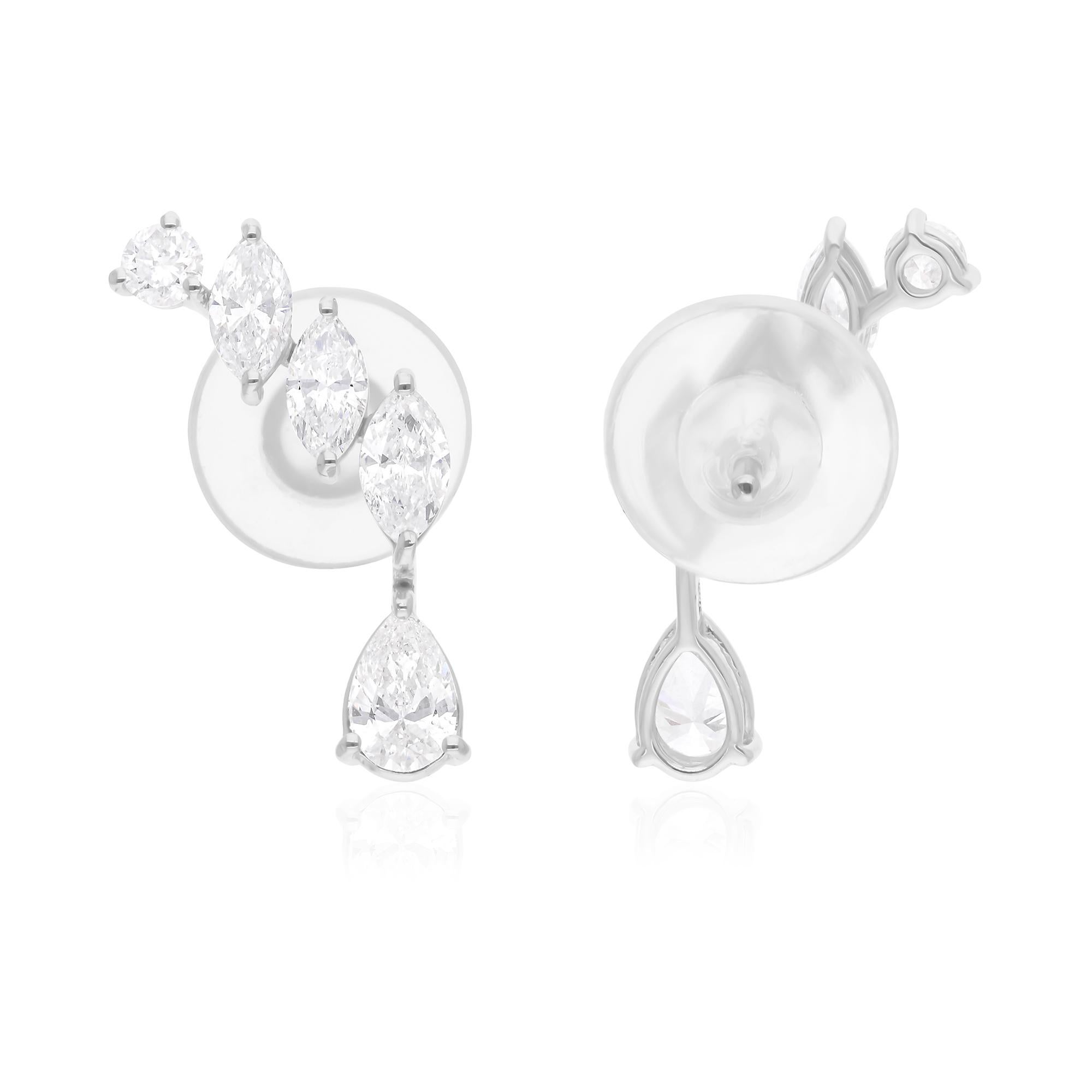 Realizzati in oro a 14 carati, questi squisiti orecchini sono impreziositi da 1,71 carati di diamanti scintillanti.

Segui la vetrina di Spectrum Jewels per vedere le ultime collezioni e i pezzi esclusivi. Spectrum Jewels è orgoglioso di essere