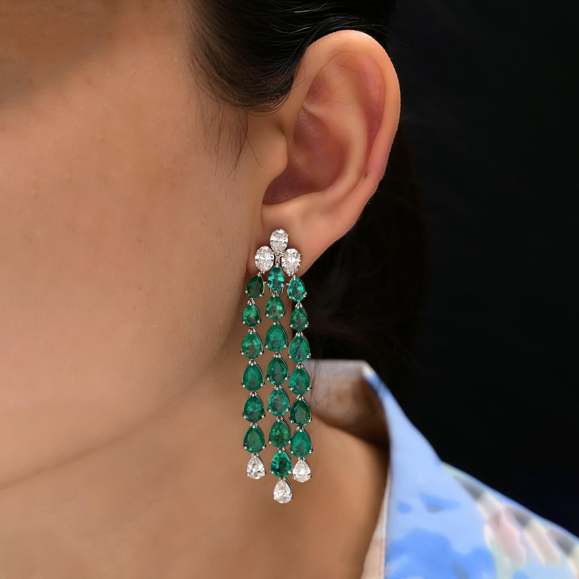 SIGUE LA TIENDA DE SPECTRUM JEWELS para ver la última colección y piezas exclusivas. Spectrum Jewels se enorgullece de ser uno de los mejores vendedores de 1stdibs, con opiniones de clientes de 5 estrellas. Todos los artículos que fabricamos están