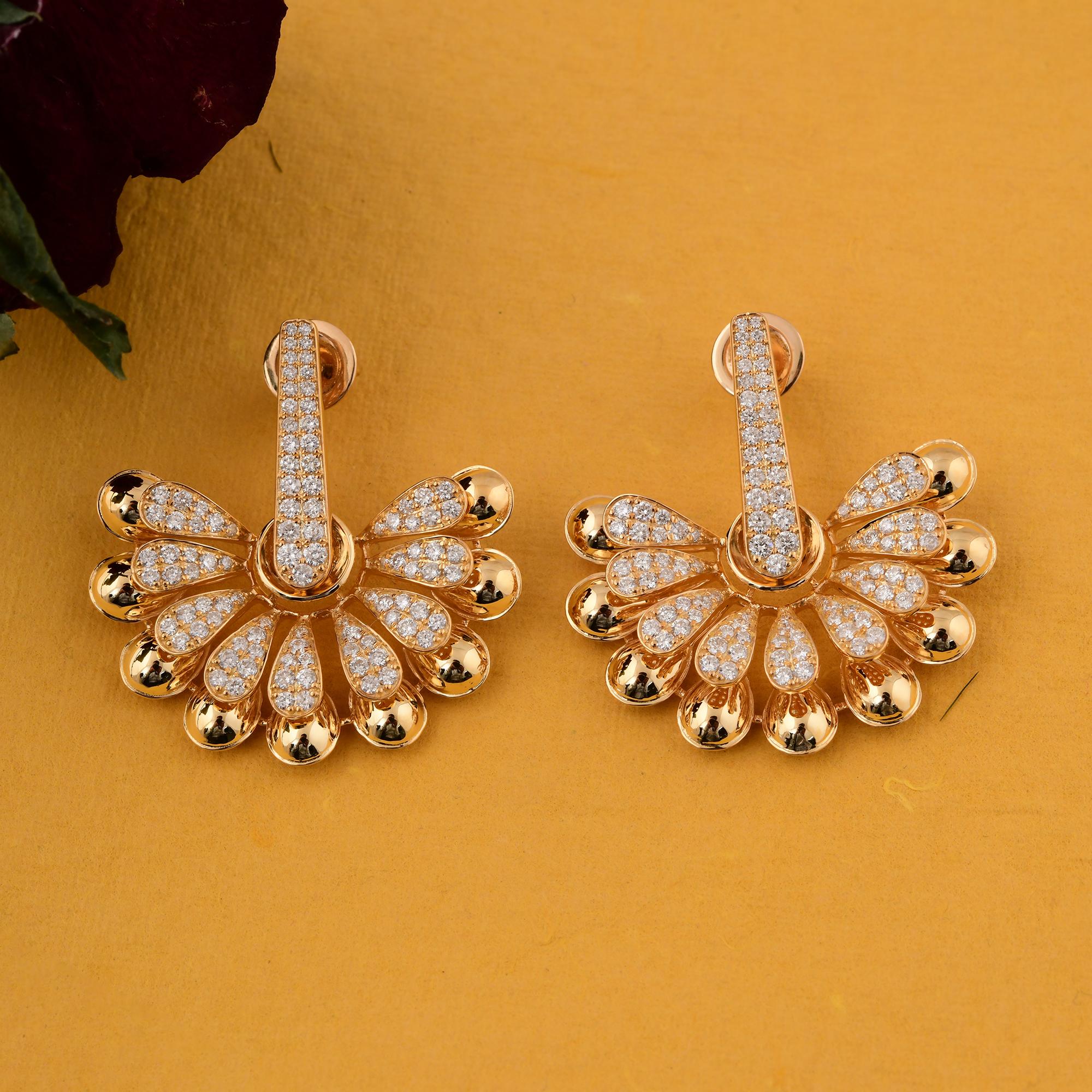 Taille ronde Real 2.35 Carat SI/H Round Brilliant Cut Diamond Earrings 18 Karat Yellow Gold en vente