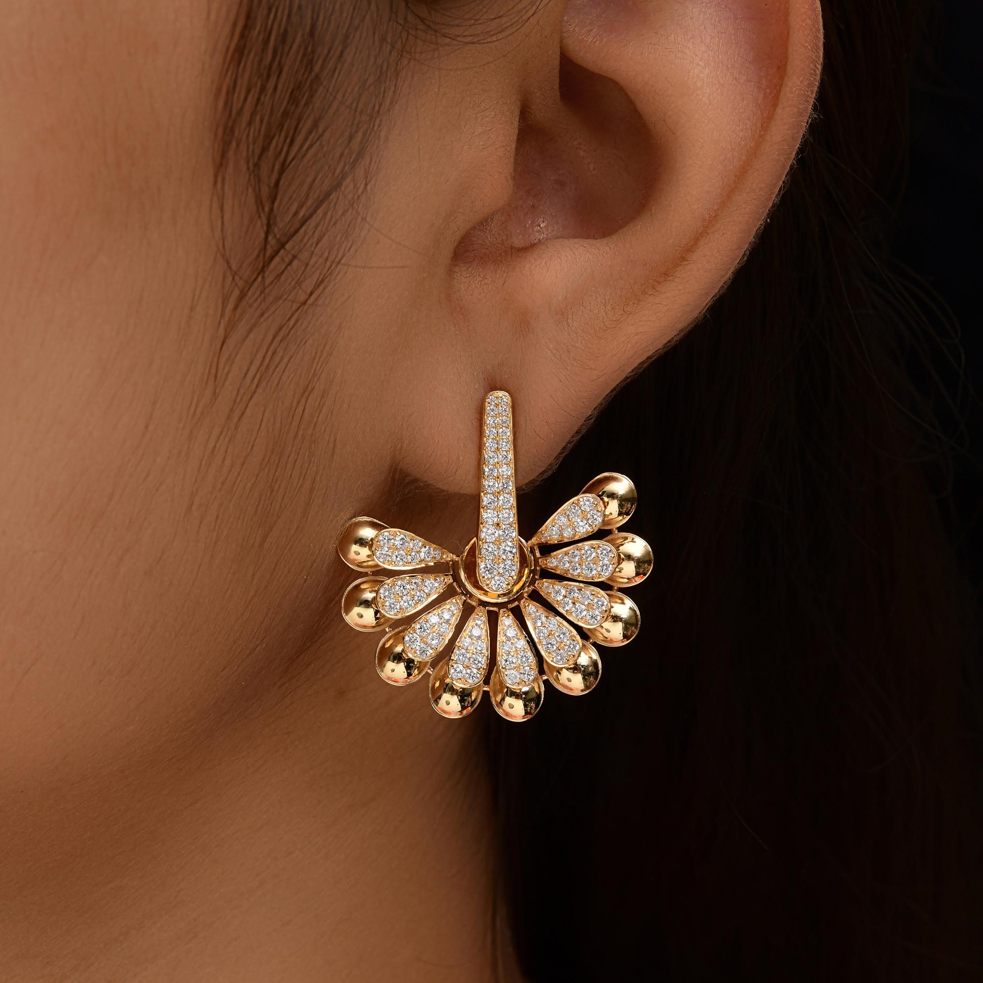 Real 2.35 Carat SI/H Round Brilliant Cut Diamond Earrings 18 Karat Yellow Gold Neuf - En vente à Diera, Dubai