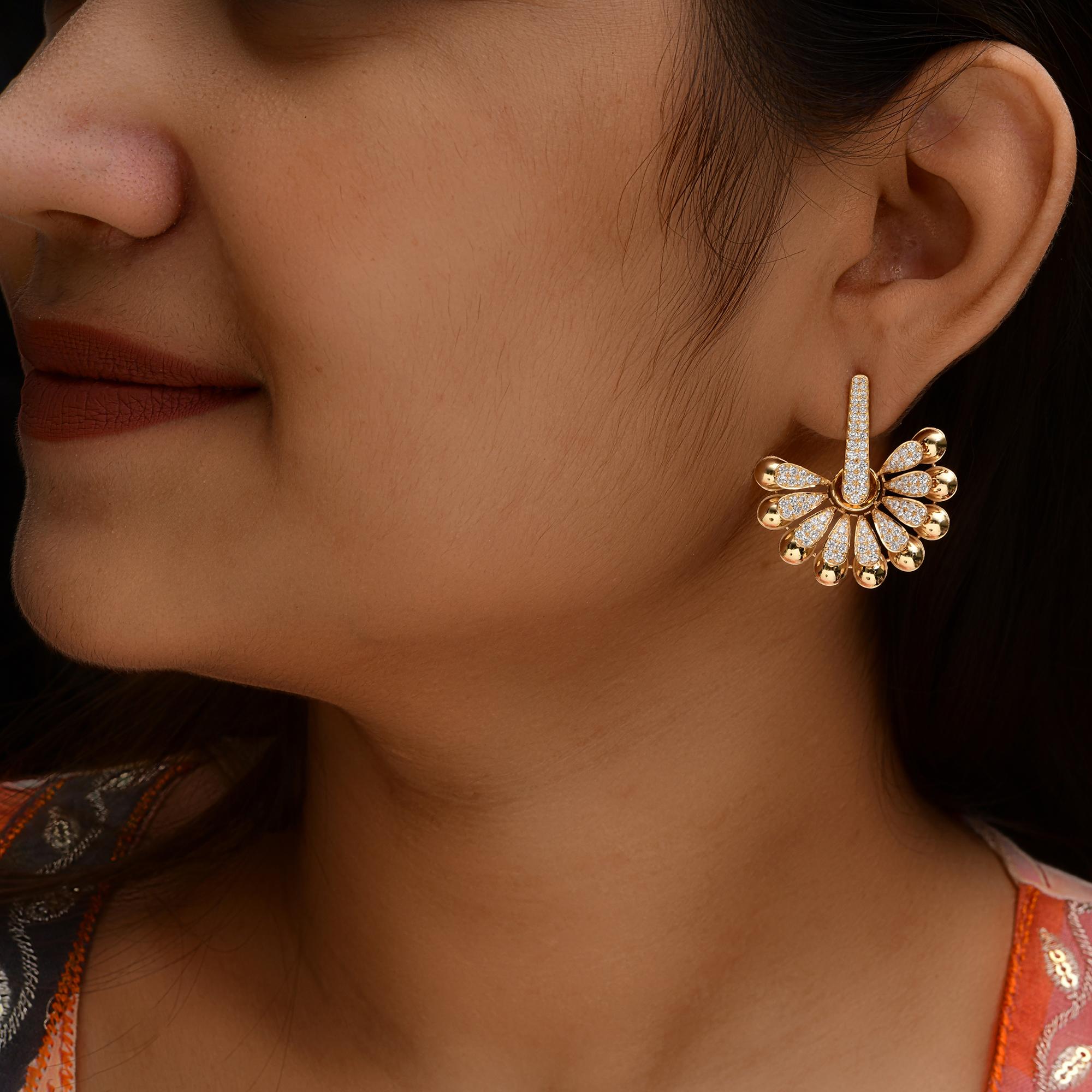Real 2.35 Carat SI/H Round Brilliant Cut Diamond Earrings 18 Karat Yellow Gold Pour femmes en vente