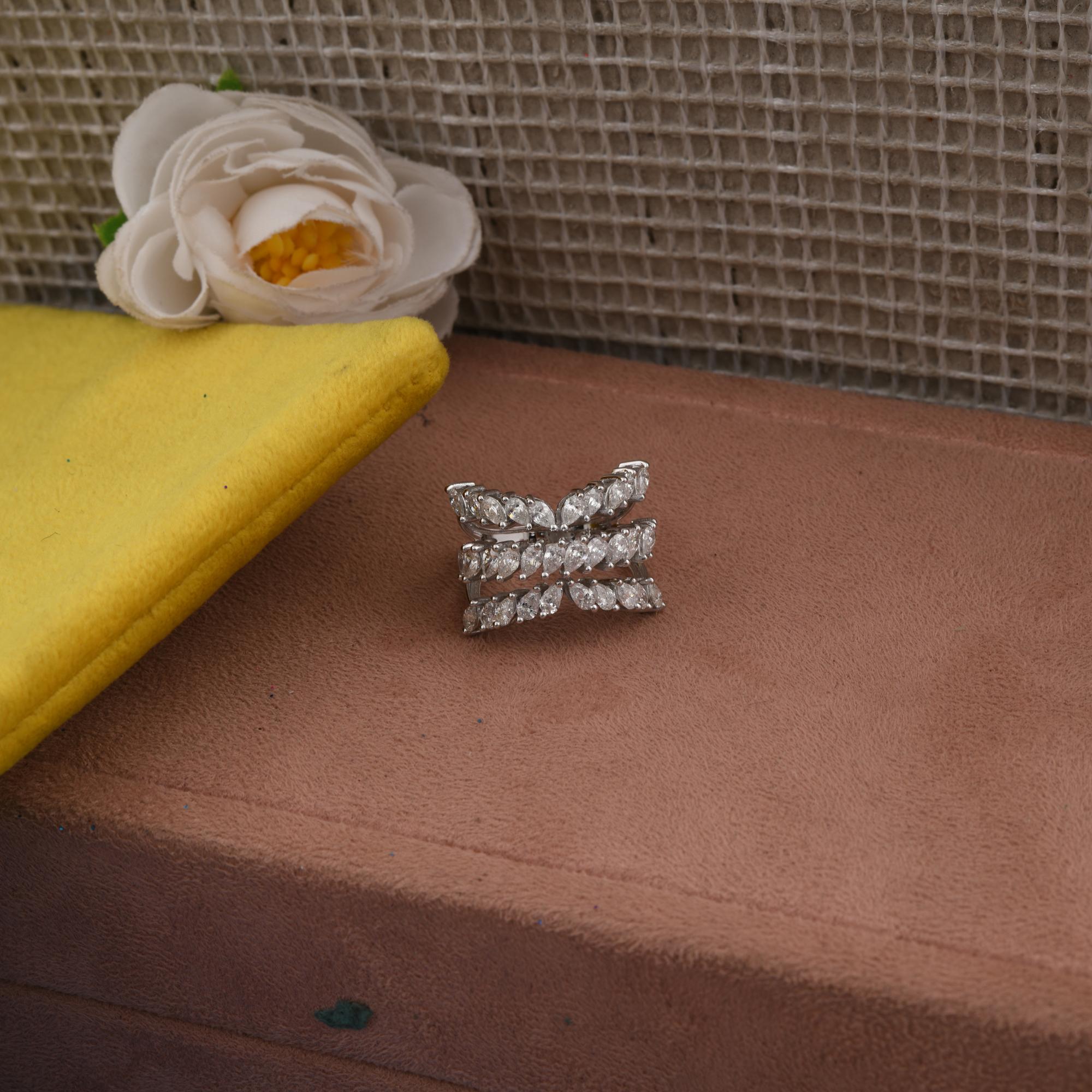 Taglio a goccia Vero anello di diamanti da 2,38 carati SI/H con taglio a pera Brilliante Gioielli in oro bianco 18 carati in vendita