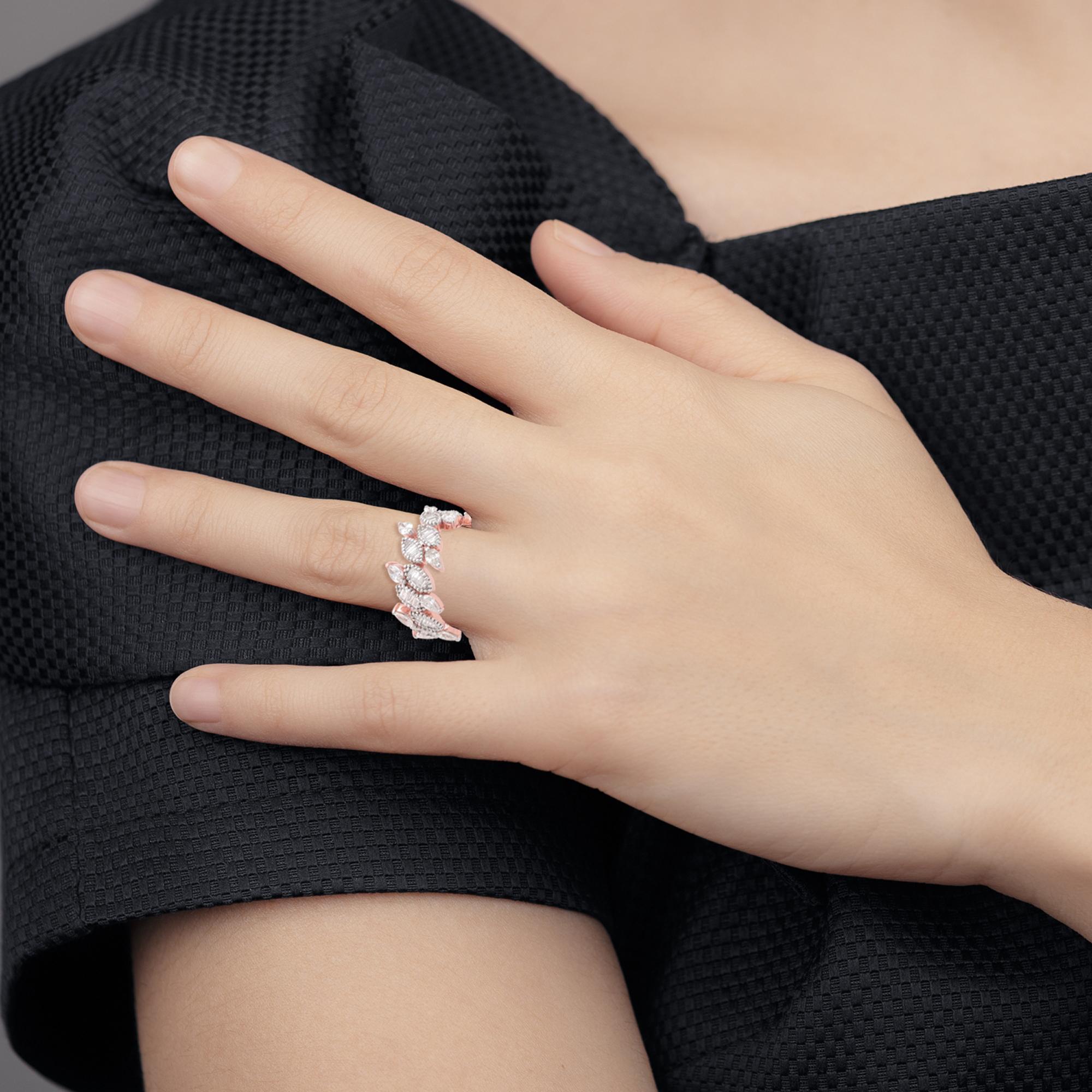 Real 2.4 Carat SI Clarity HI Color Baguette Pear Diamond Band Ring 18k Rose Gold Moderno en venta