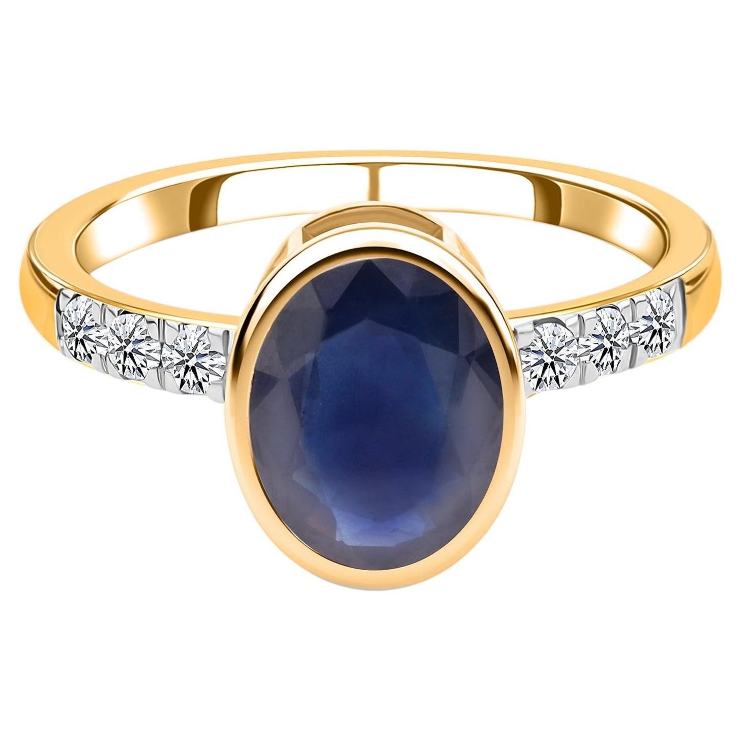 Real 2.42 Carat Blue Sapphire 0.21 Carat SI/H Diamond Ring 14 Karat Yellow Gold