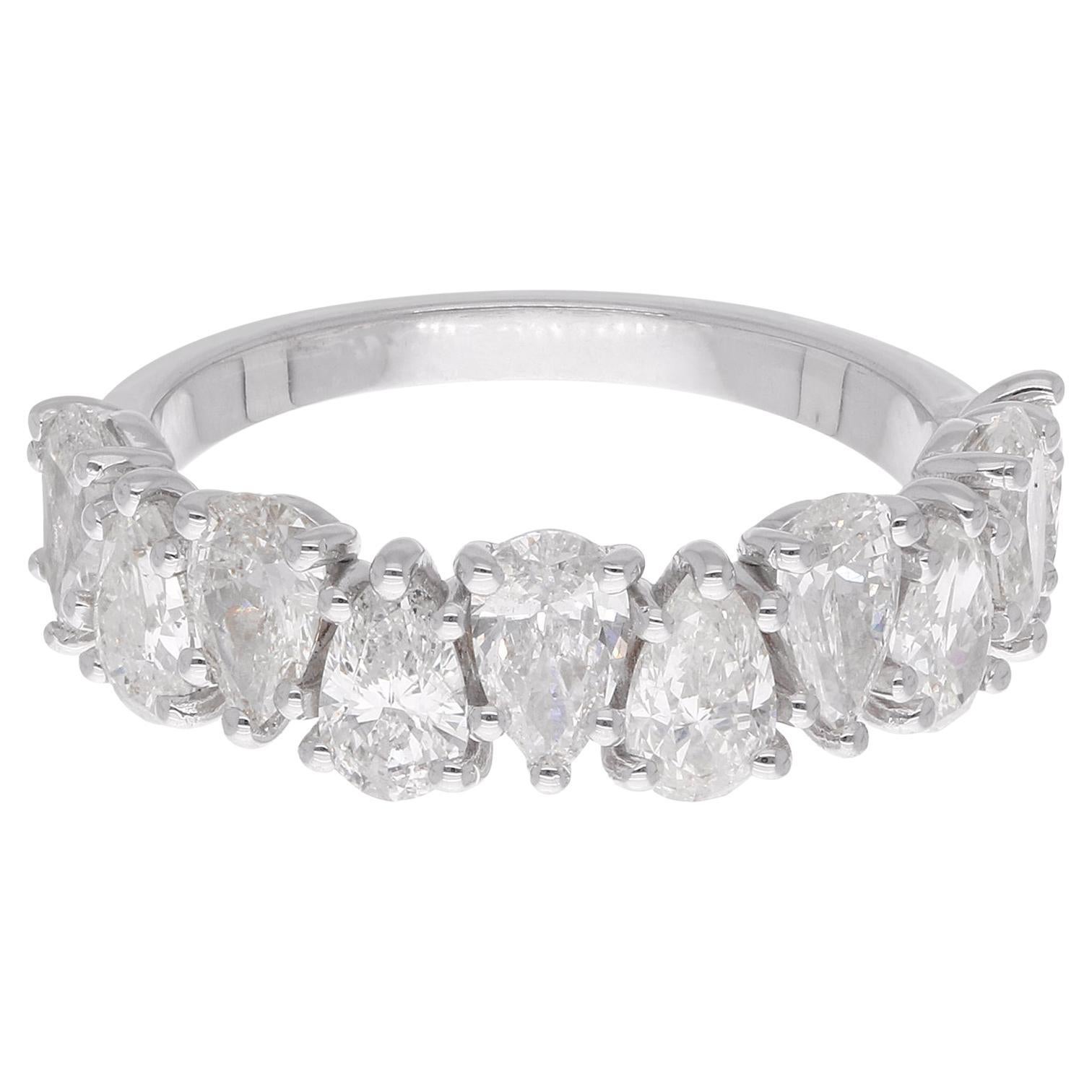 Anillo de oro blanco de 18 quilates con media alianza de diamantes pera de 2,46 quilates reales