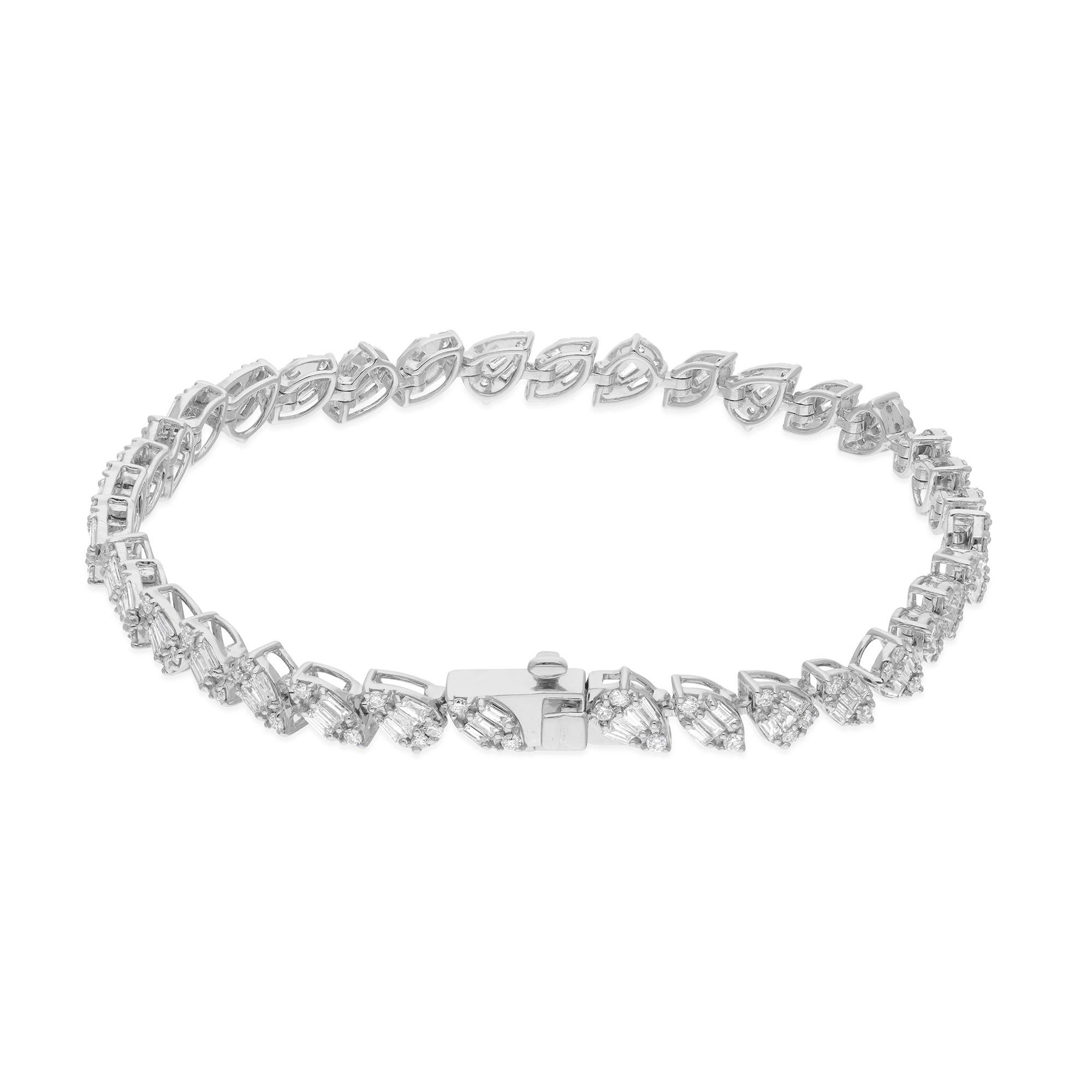 Pulsera de diamantes redondos baguette SI/H reales de 2,60 quilates Joyas de oro blanco de 18 quilates en Nuevo estado para la venta en Diera, Dubai