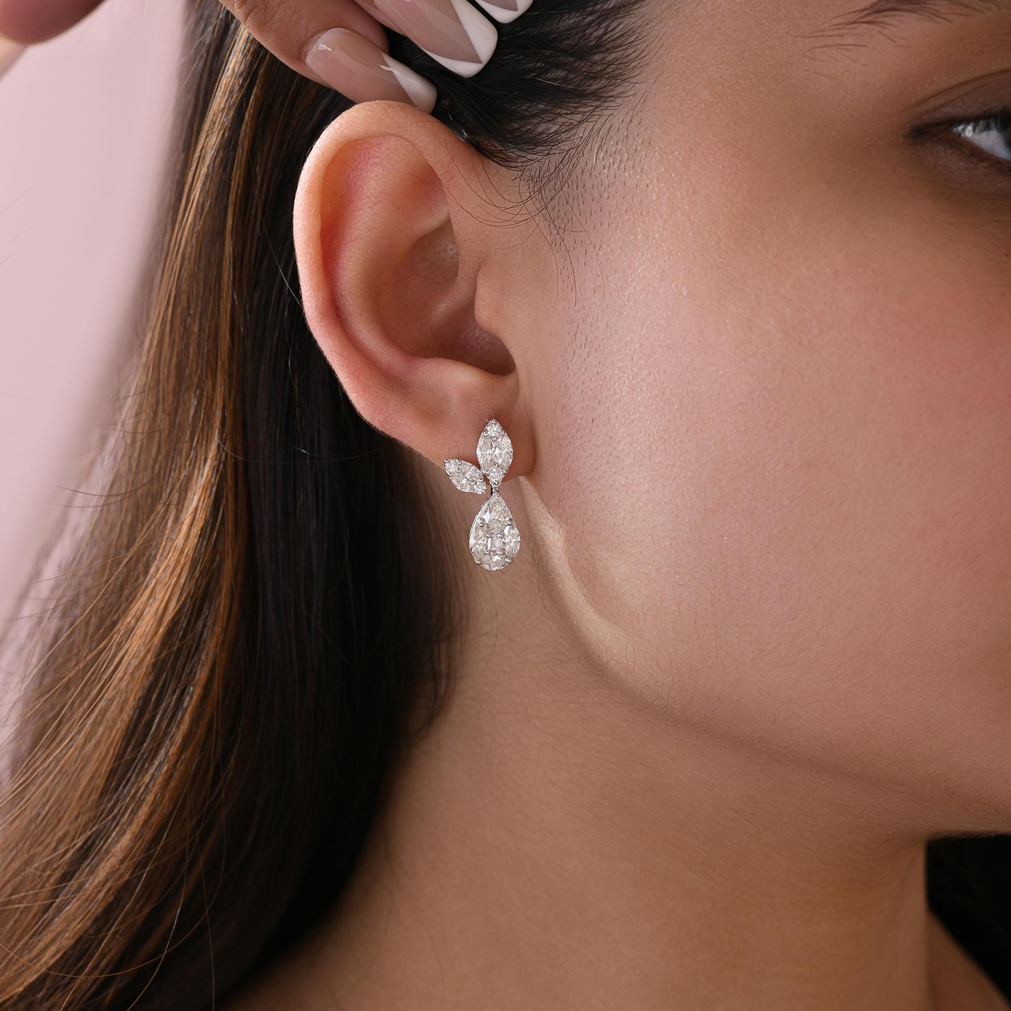 Art déco Boucles d'oreilles en or blanc 18 carats avec un vrai diamant de 2,82 carats, pureté SI, couleur HI en vente
