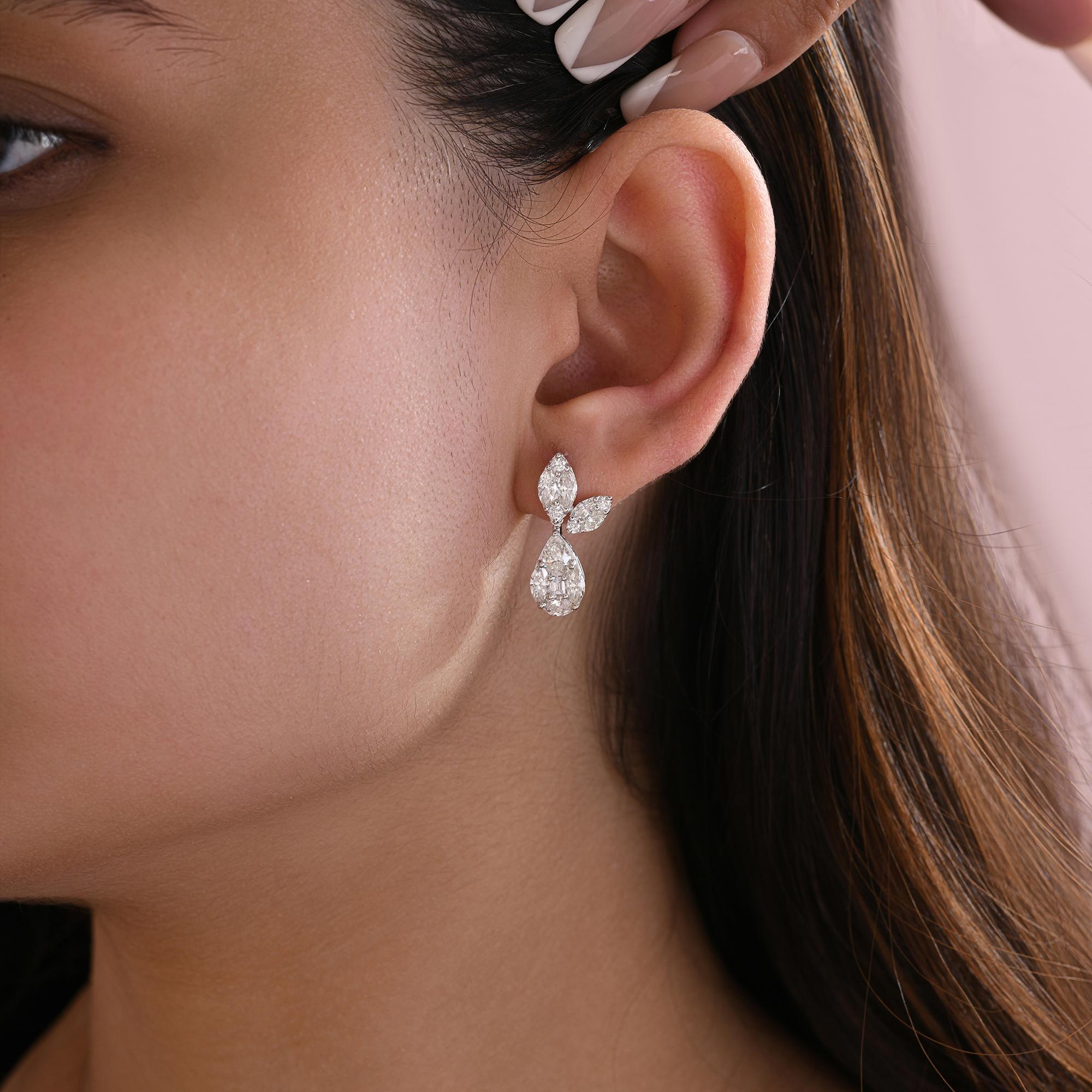 Boucles d'oreilles en or blanc 18 carats avec un vrai diamant de 2,82 carats, pureté SI, couleur HI Pour femmes en vente