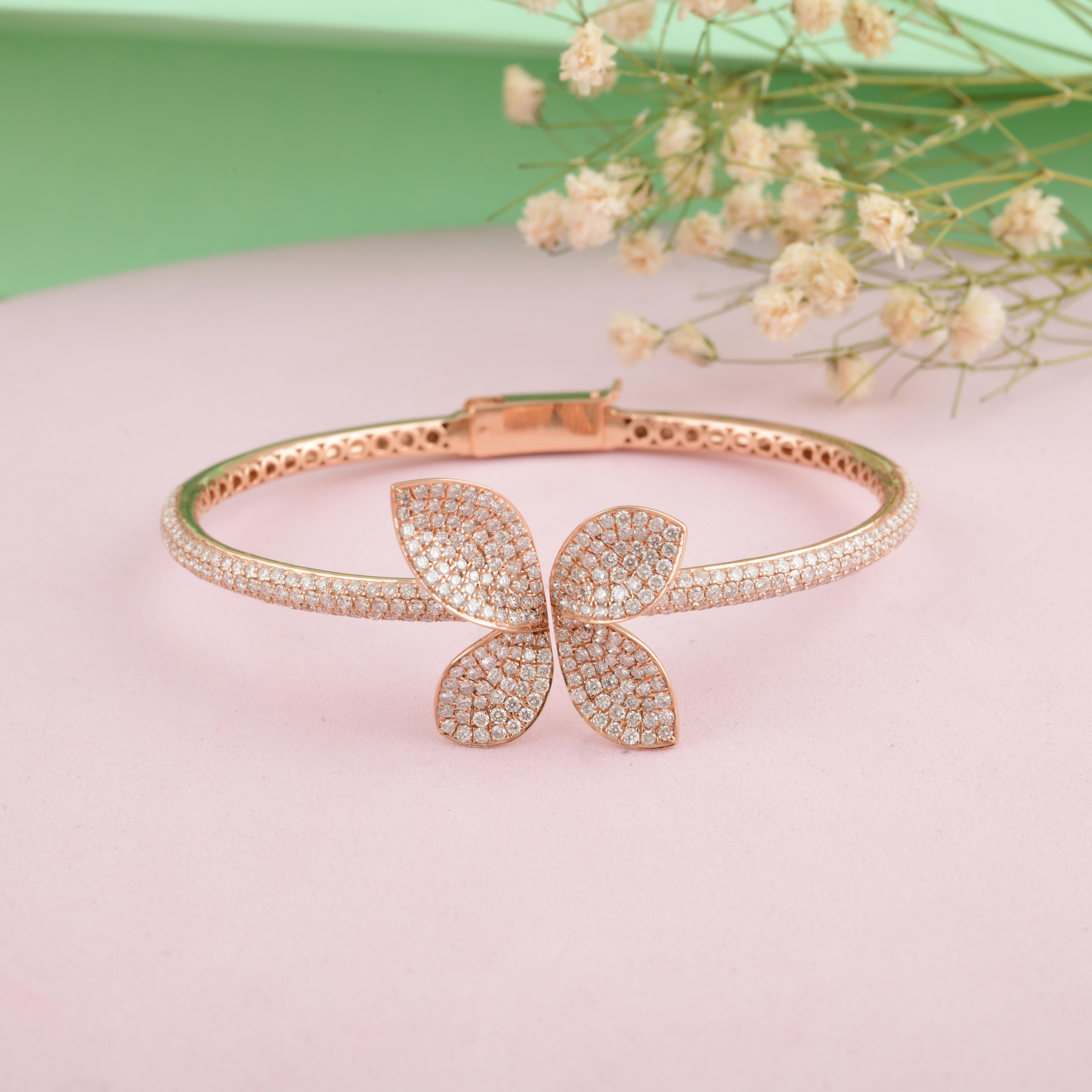 Women's Real 2.9 Carat SI/H Diamond Butterfly Bangle Bracelet 18 Karat Rose Gold Jewelry For Sale