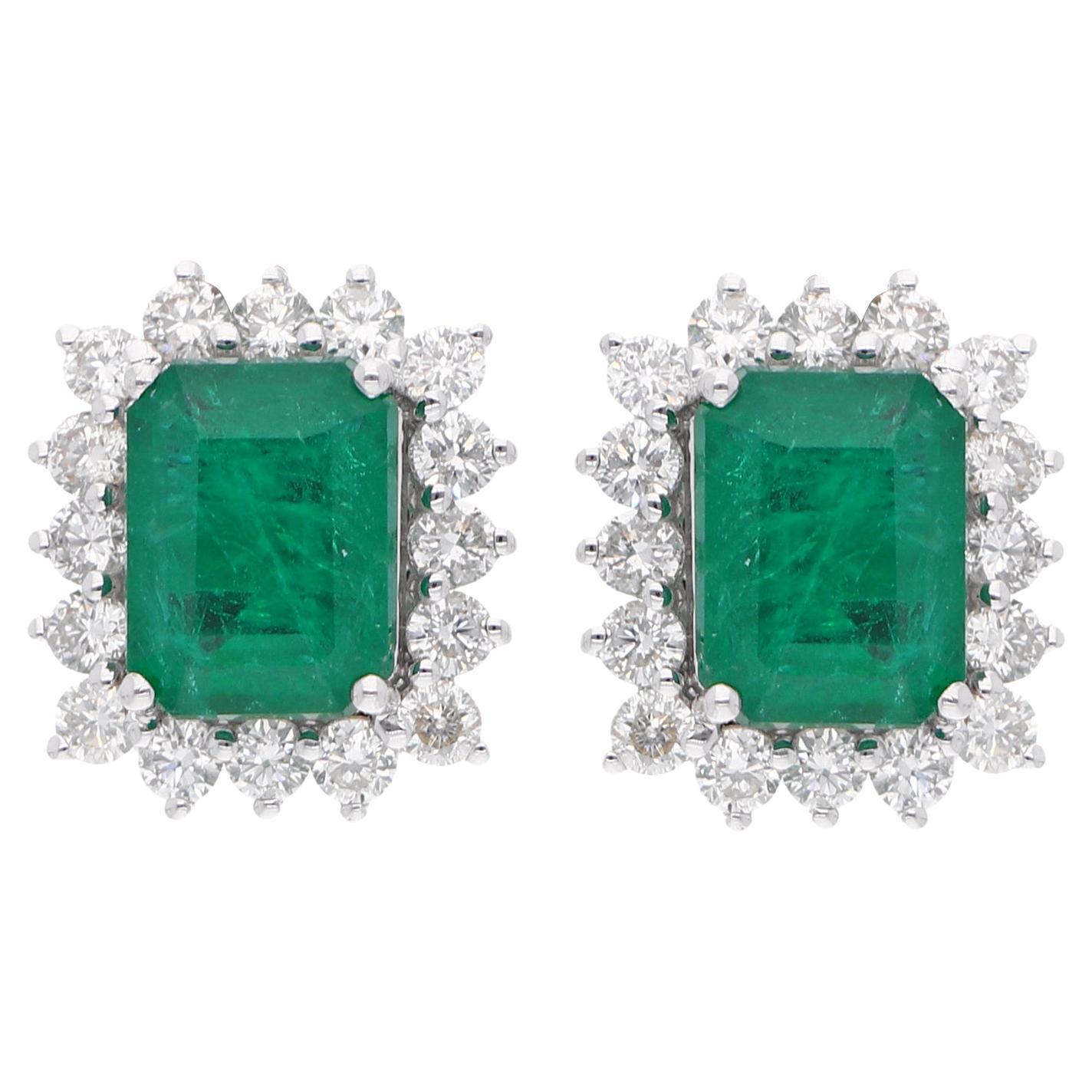 Real 3.00 Carat Emerald Earrings 0.87 Ct SI/H Round Diamond 18 Karat White Gold For Sale