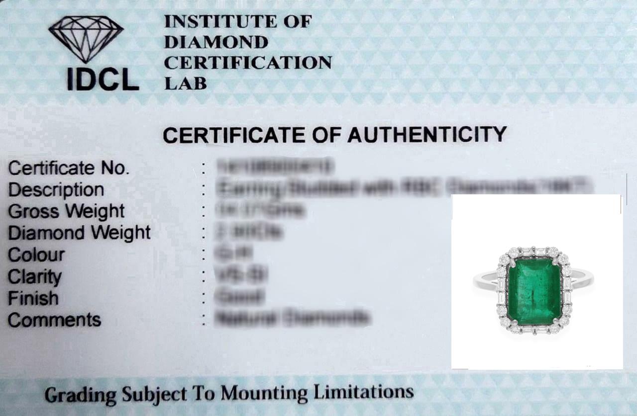 Women's Real 3.47 Carat Zambian Emerald Cocktail Ring 0.47 Carat Diamond 14k White Gold For Sale