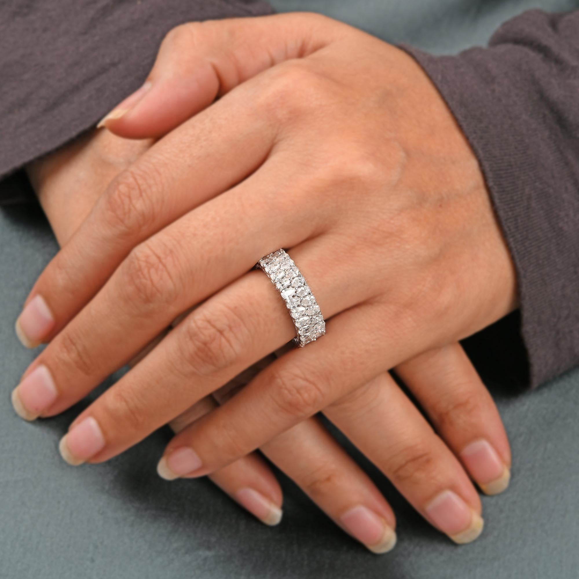 Real 3.65 Carat SI Clarity HI Color Pear Diamond Band Ring 18 Karat White Gold In New Condition For Sale In Diera, Dubai