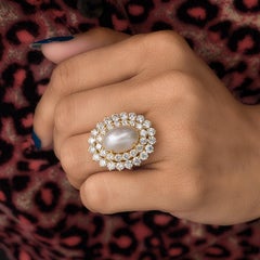 3.86Ct Oval Pearl 3.9Ct SI/H Diamond Halo 14 Karat Yellow Gold Cocktail Ring