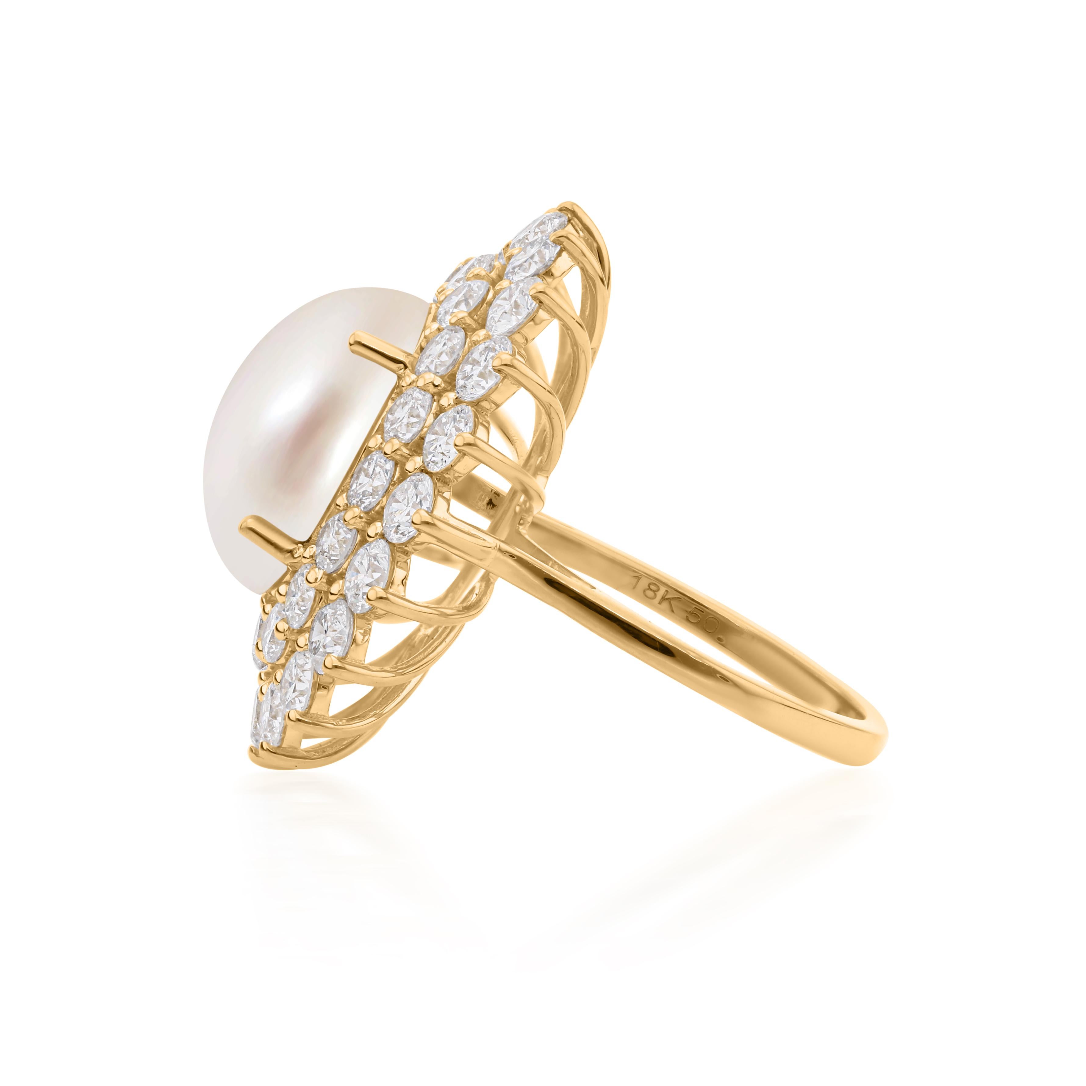 Moderne Bague de cocktail en or jaune 18 carats avec perle de 3,86 carats et diamant SI/H de 3,90 carats en vente