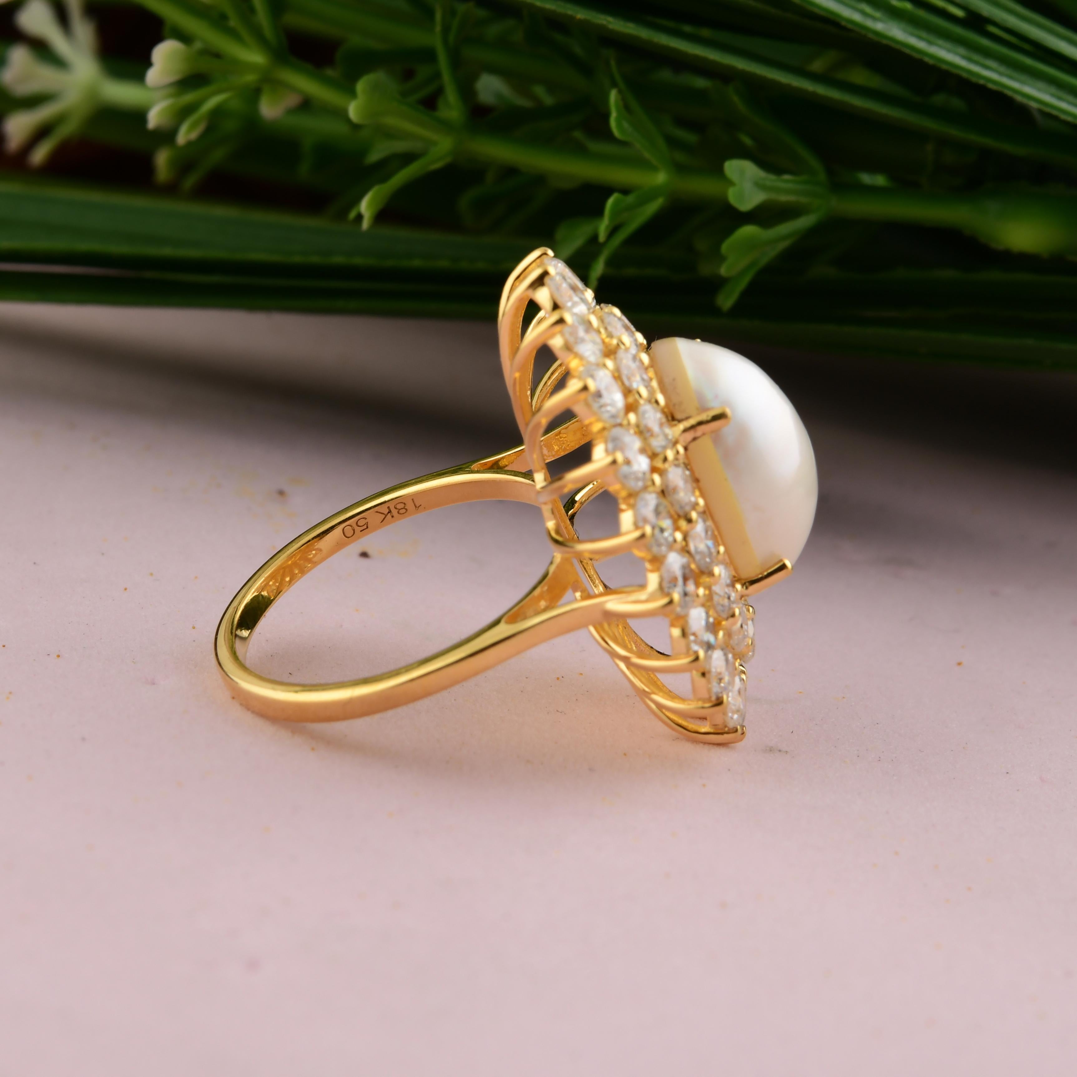 Bague de cocktail en or jaune 18 carats avec perle de 3,86 carats et diamant SI/H de 3,90 carats en vente 1